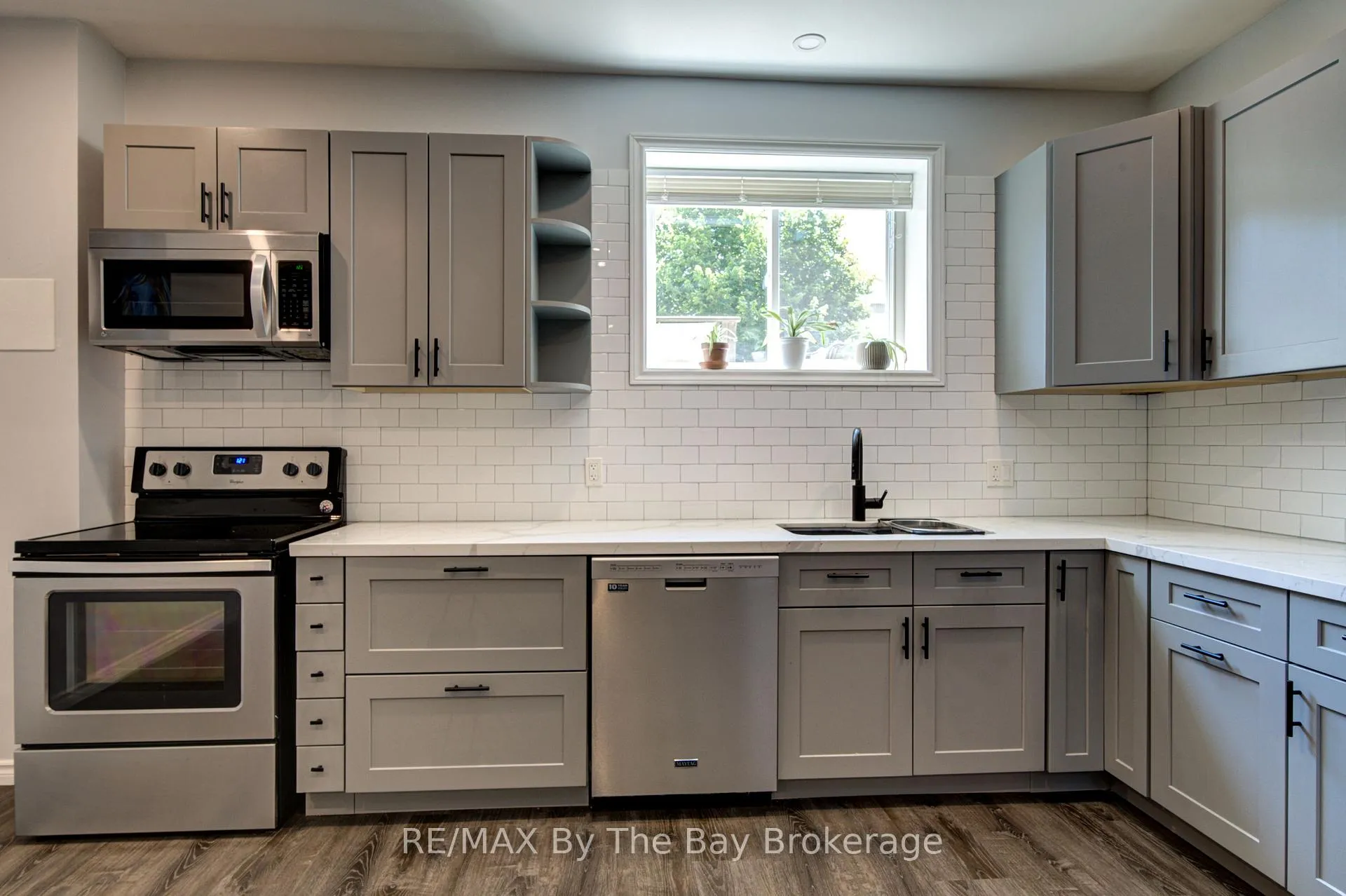 Photo 31 of 100 Allegra Drive, Wasaga Beach — HOMEH