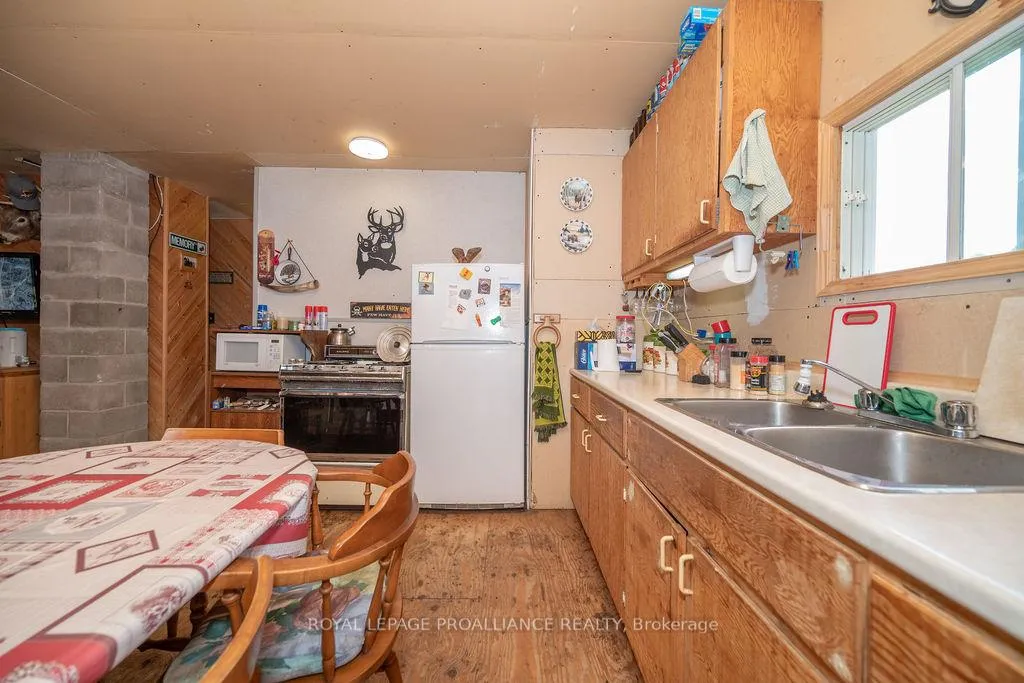 Photo 3 of 273 Tower Road, Addington Highlands — HOMEH