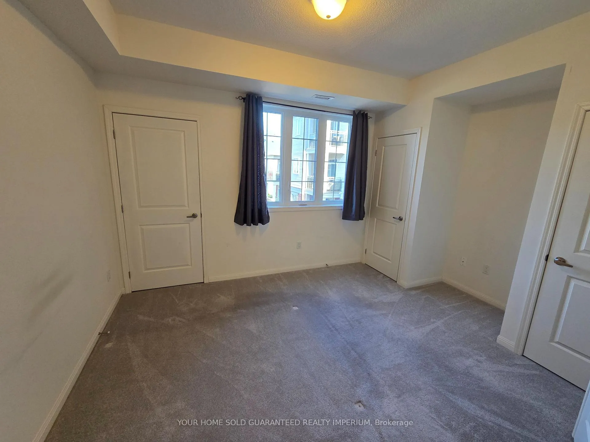 Photo 8 of Unit 302, 84 Aspen Springs Drive, Clarington, Bowmanville — HOMEH