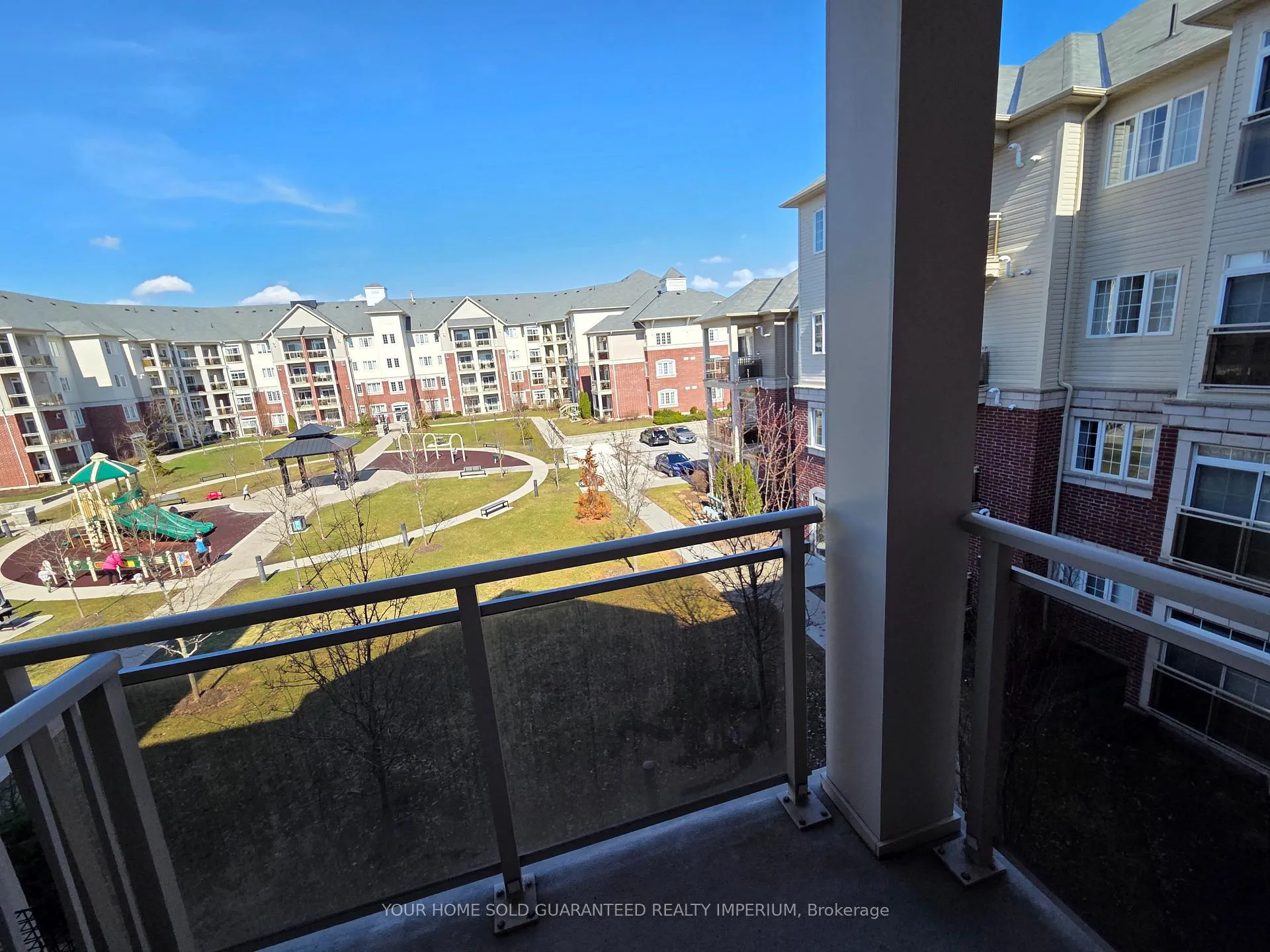 Photo 11 of Unit 302, 84 Aspen Springs Drive, Clarington, Bowmanville — HOMEH