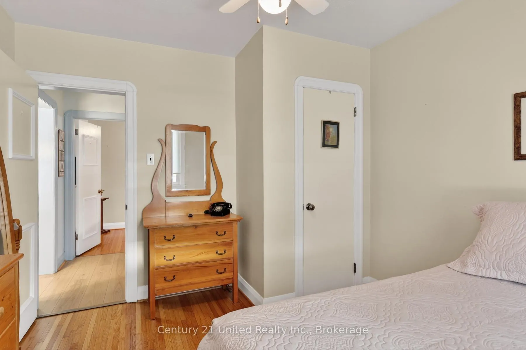 Photo 18 of 492 Cross Street, Peterborough, Town Ward 3 — HOMEH