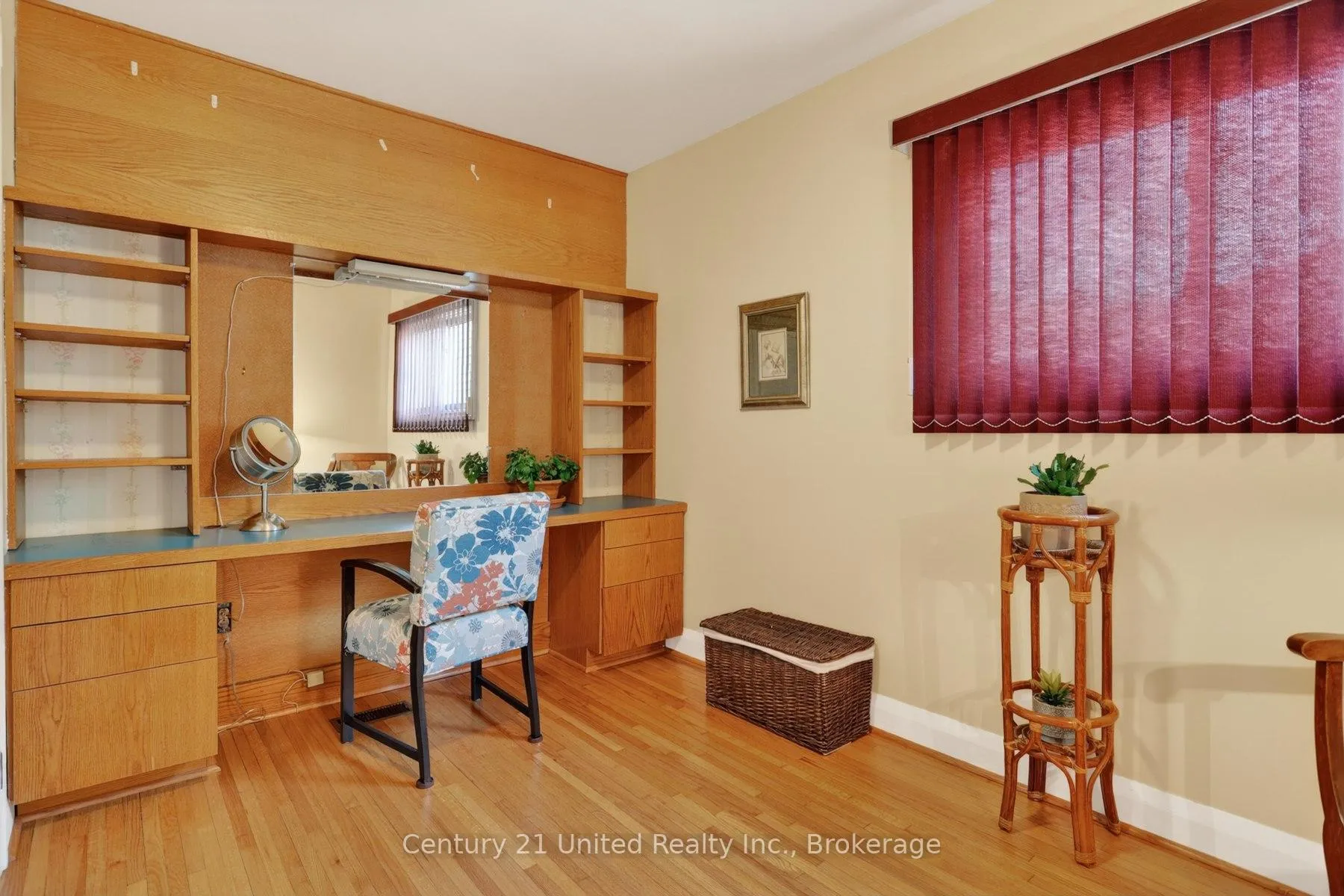 Photo 20 of 492 Cross Street, Peterborough, Town Ward 3 — HOMEH
