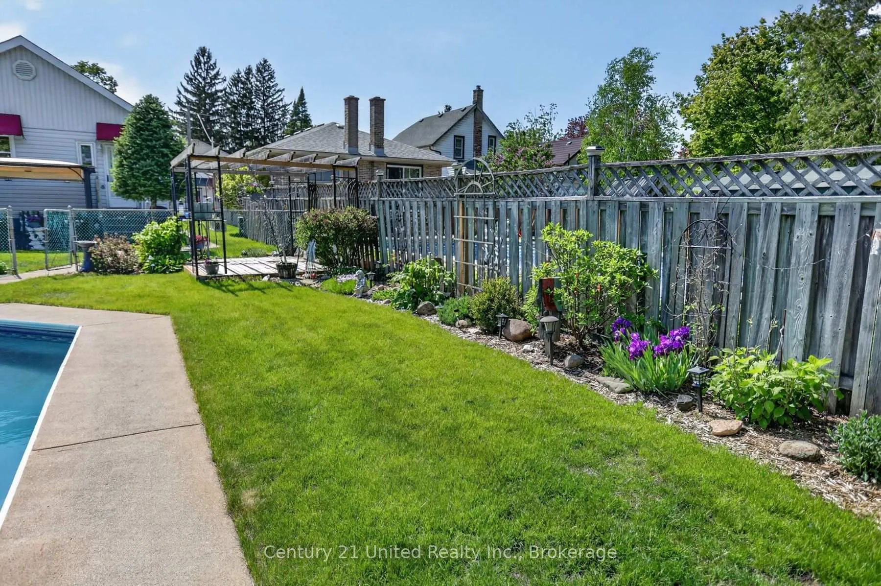 Photo 39 of 492 Cross Street, Peterborough, Town Ward 3 — HOMEH