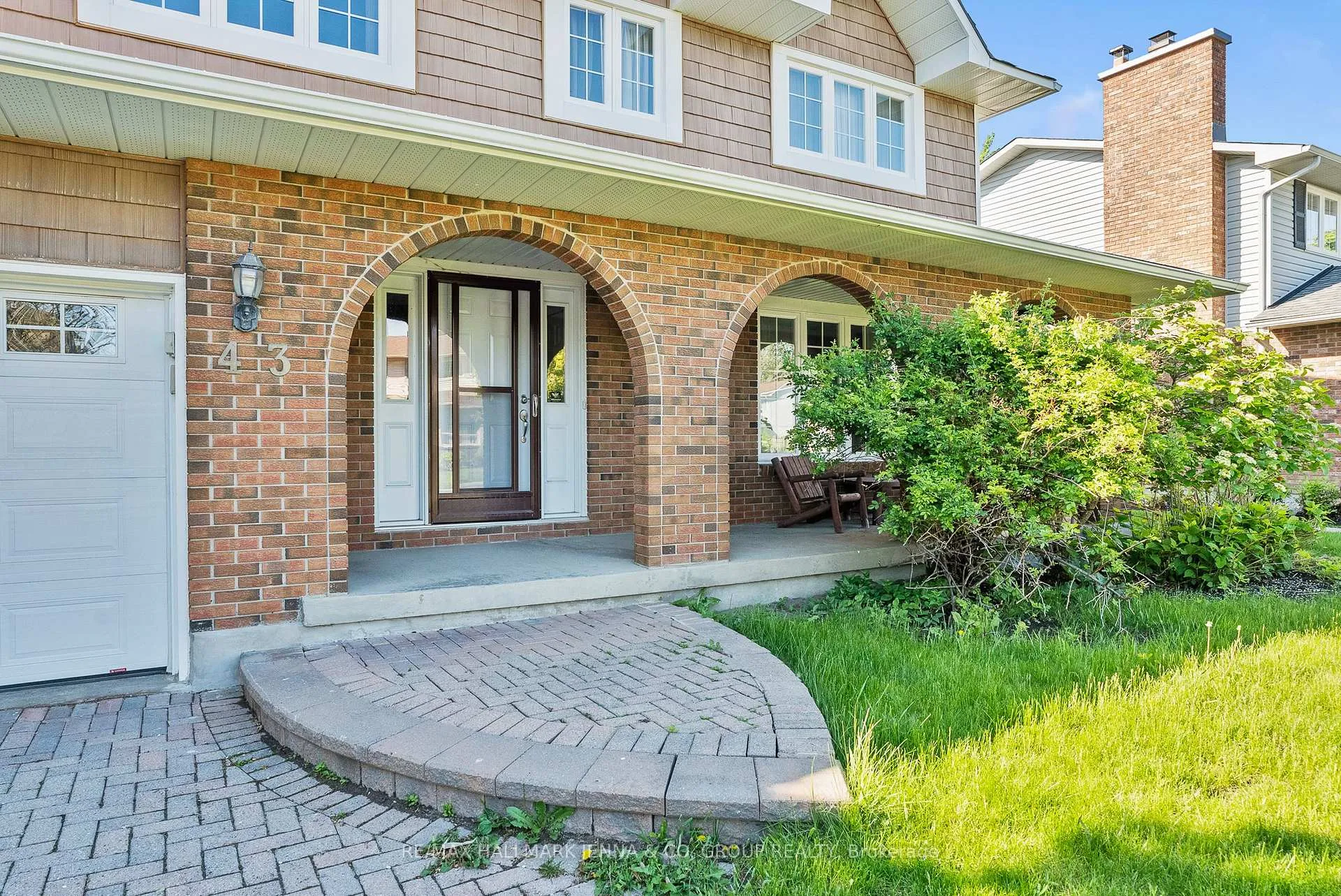Photo 2 of 43 Elke Drive, Ottawa, Barrhaven - Knollsbrook — HOMEH