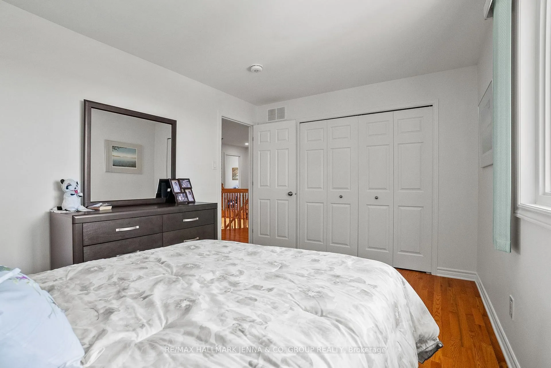 Photo 24 of 43 Elke Drive, Ottawa, Barrhaven - Knollsbrook — HOMEH