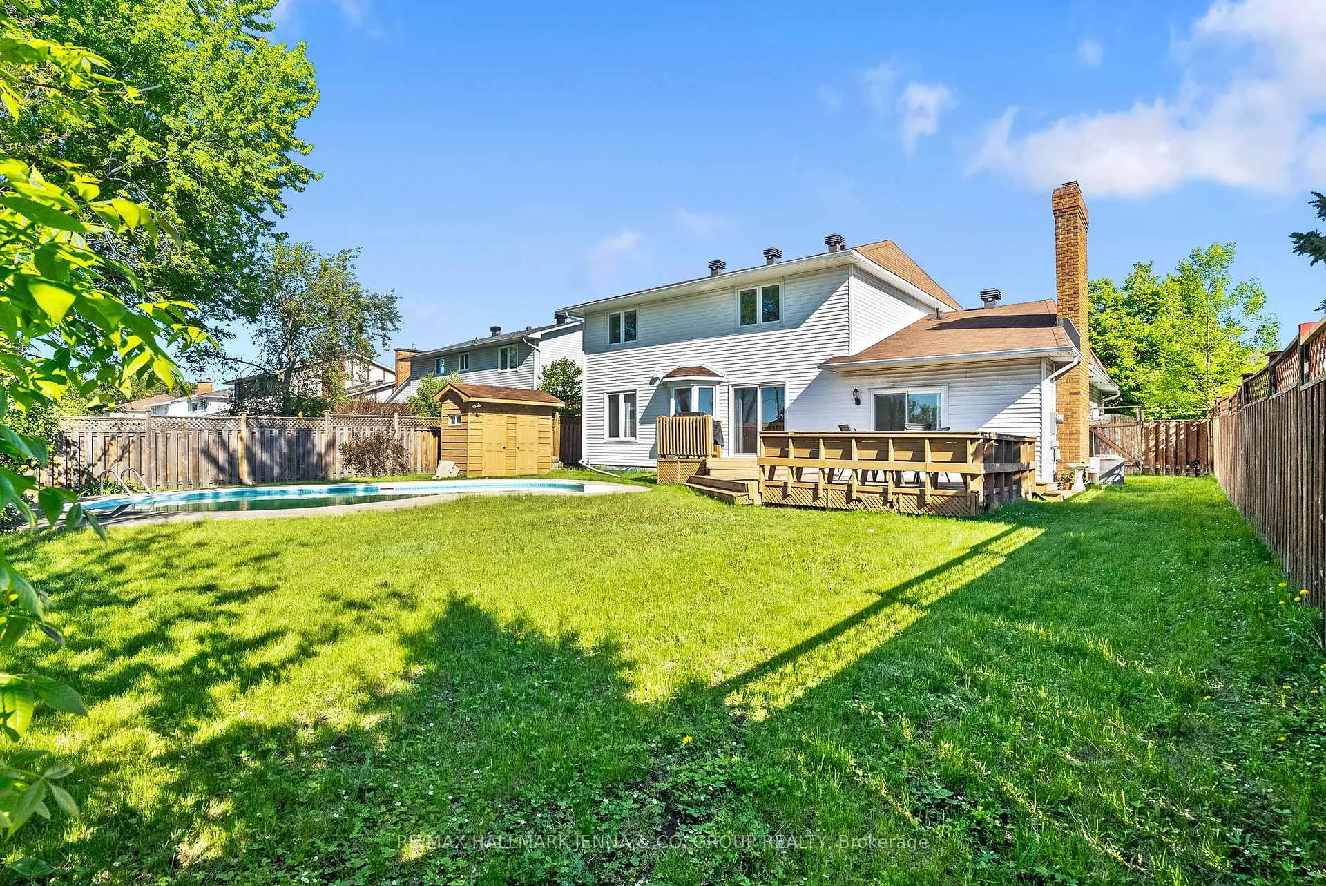 Photo 34 of 43 Elke Drive, Ottawa, Barrhaven - Knollsbrook — HOMEH