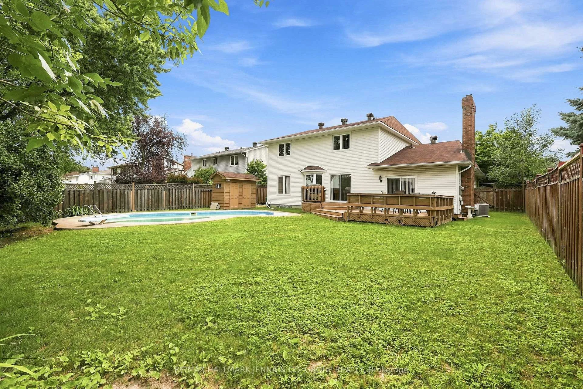 Photo 39 of 43 Elke Drive, Ottawa, Barrhaven - Knollsbrook — HOMEH