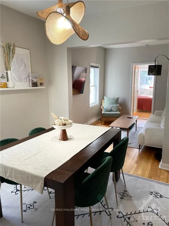 Photo 3 of Unit 1, 687 Melbourne Avenue, Ottawa, Laurentianview — HOMEH