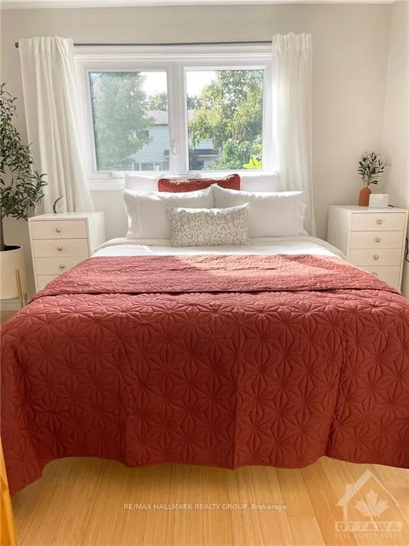 Photo 5 of Unit 1, 687 Melbourne Avenue, Ottawa, Laurentianview — HOMEH