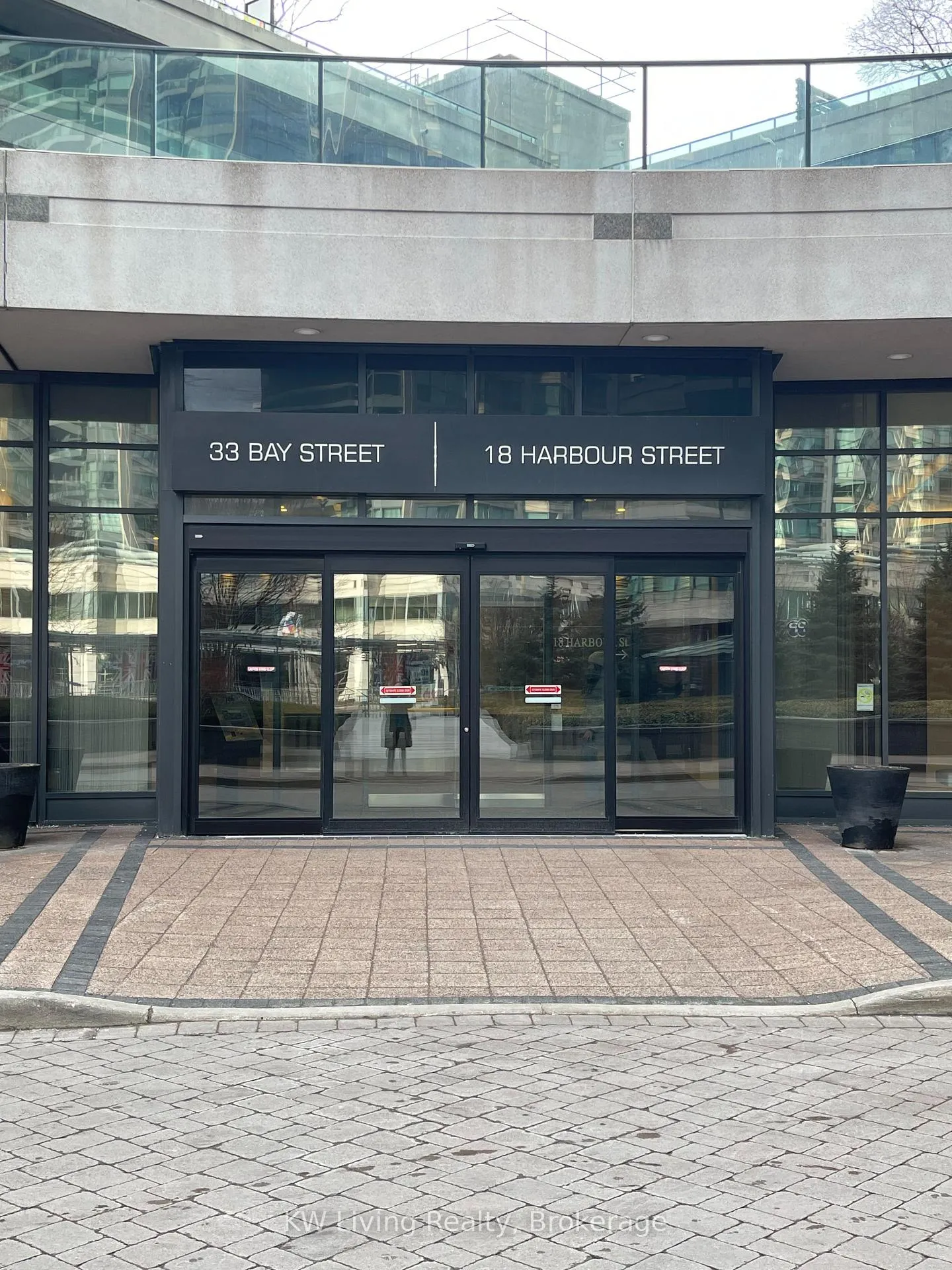 Photo 2 of Unit 705, 33 Bay Street, Toronto, Waterfront Communities — HOMEH