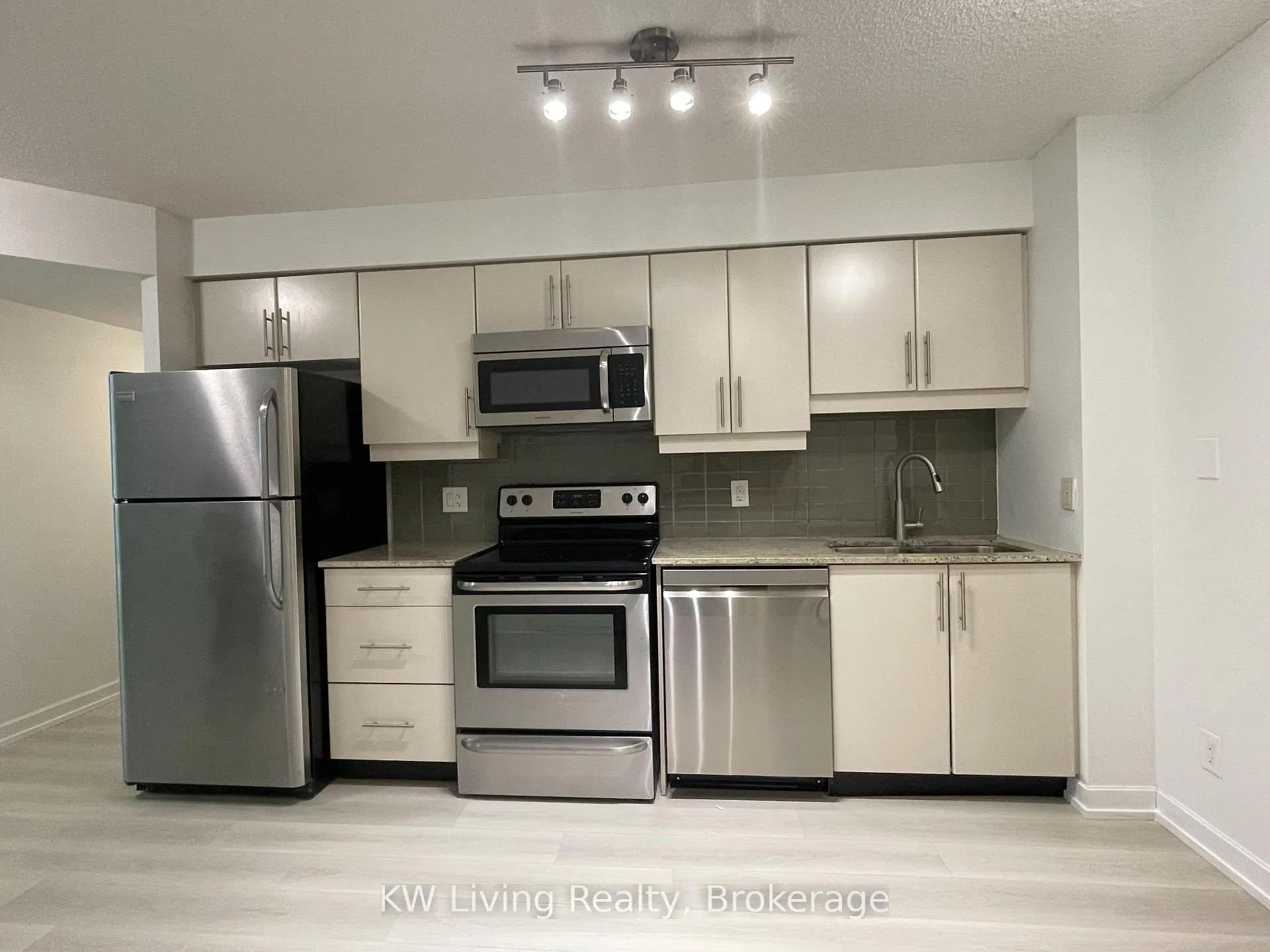 Photo 7 of Unit 705, 33 Bay Street, Toronto, Waterfront Communities — HOMEH