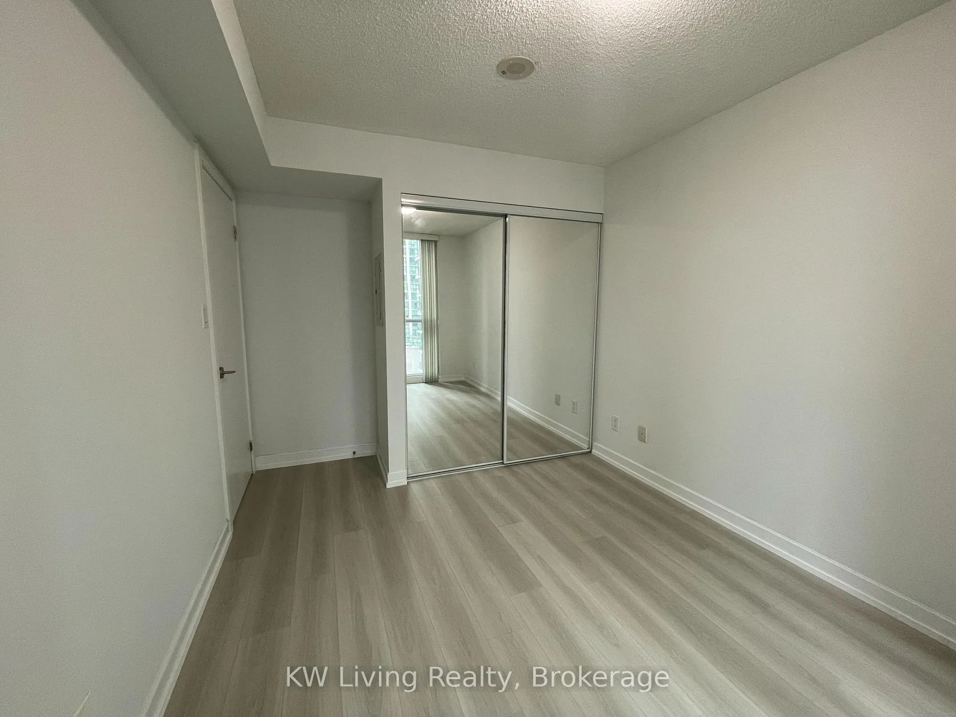 Photo 14 of Unit 705, 33 Bay Street, Toronto, Waterfront Communities — HOMEH