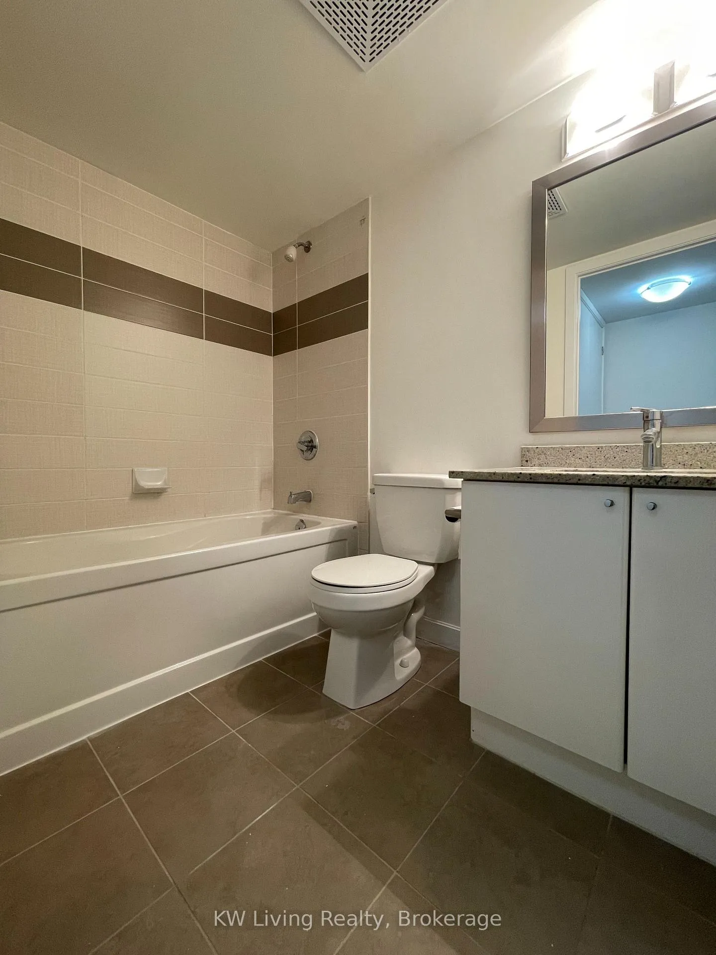 Photo 15 of Unit 705, 33 Bay Street, Toronto, Waterfront Communities — HOMEH