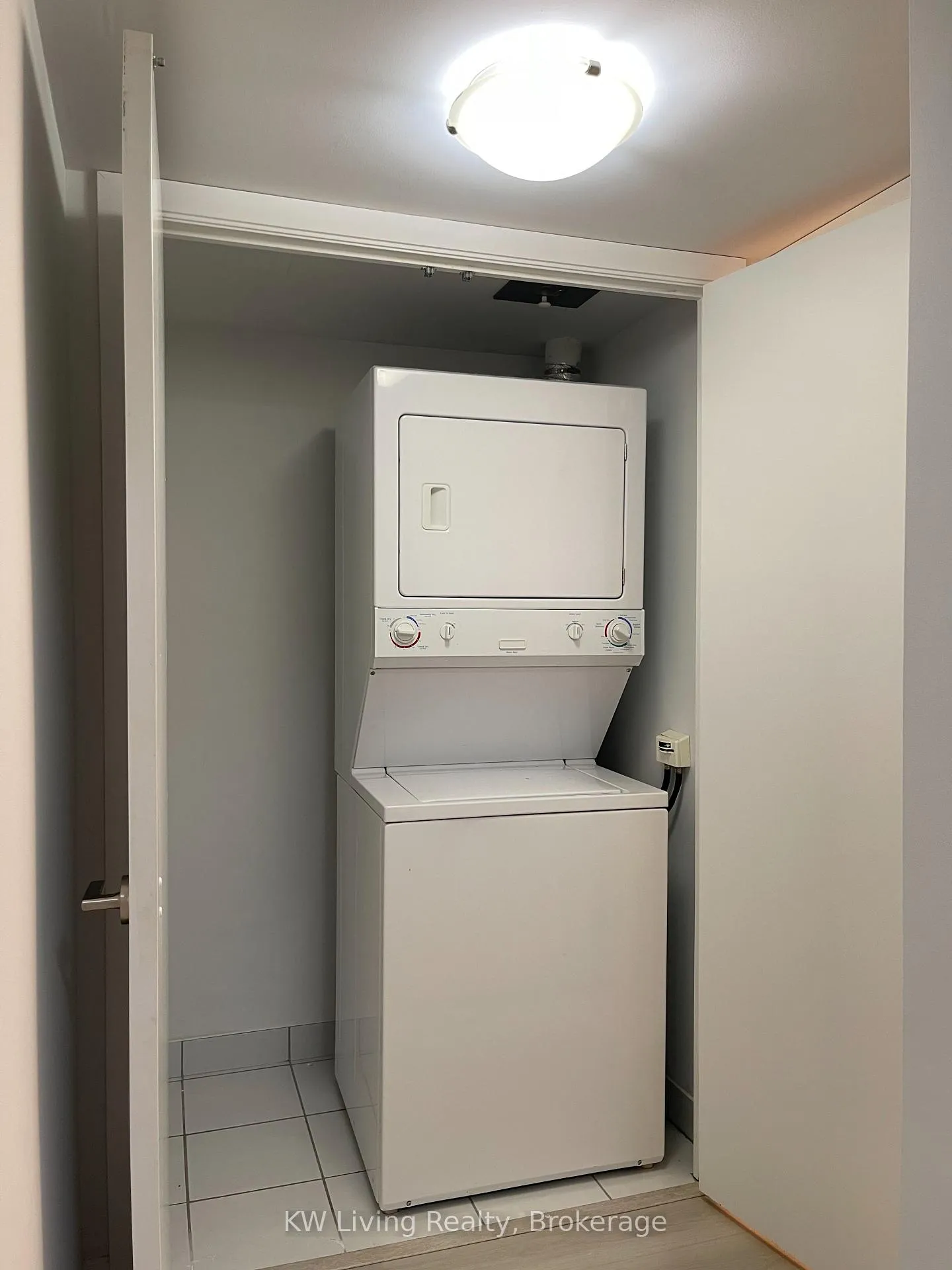 Photo 17 of Unit 705, 33 Bay Street, Toronto, Waterfront Communities — HOMEH
