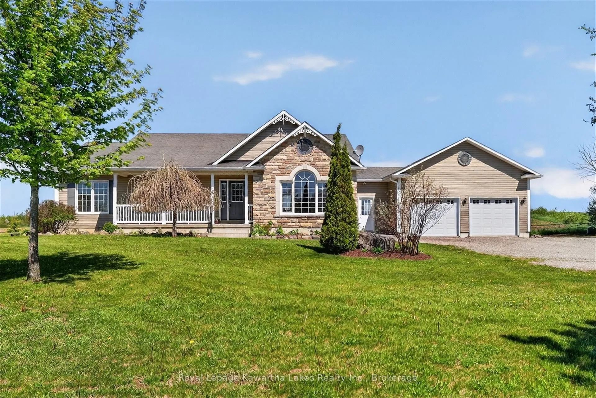 Photo 3 of 1361 Opmar Road, Kawartha Lakes, Mariposa — HOMEH