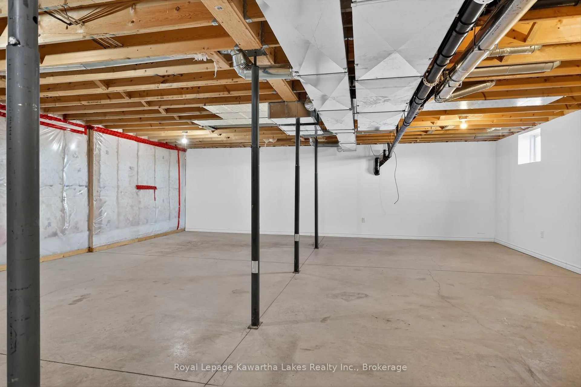 Photo 33 of 1361 Opmar Road, Kawartha Lakes, Mariposa — HOMEH