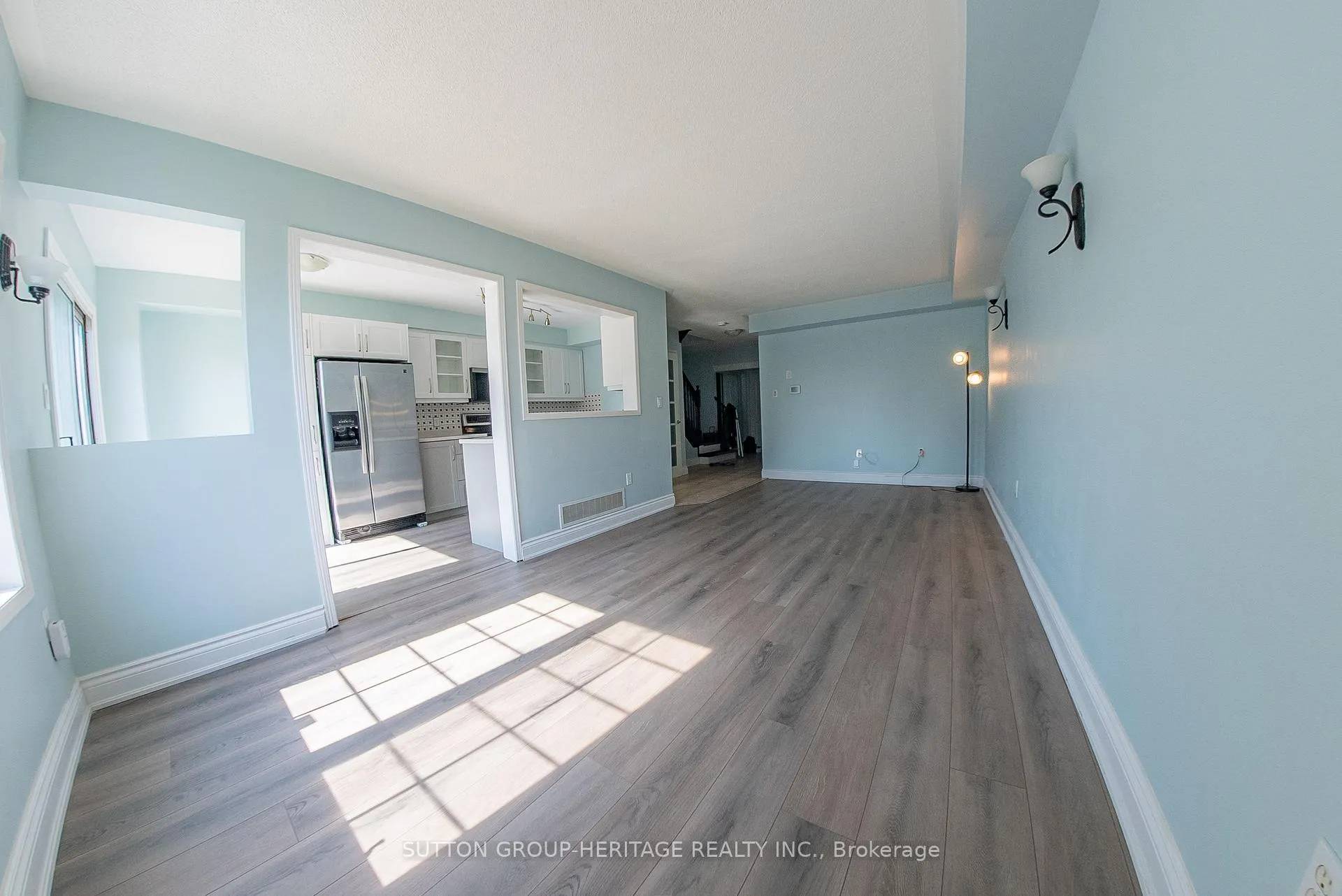 Photo 9 of 20 Oglevie Drive, Whitby, Pringle Creek — HOMEH