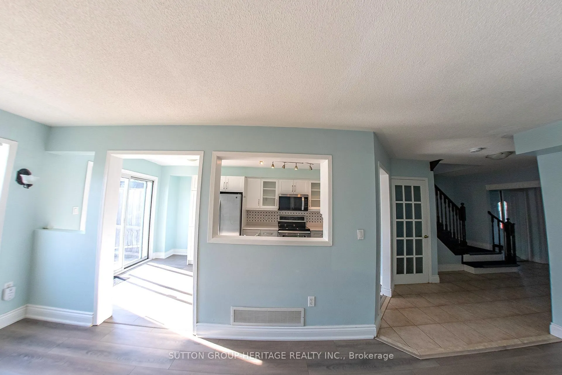 Photo 10 of 20 Oglevie Drive, Whitby, Pringle Creek — HOMEH