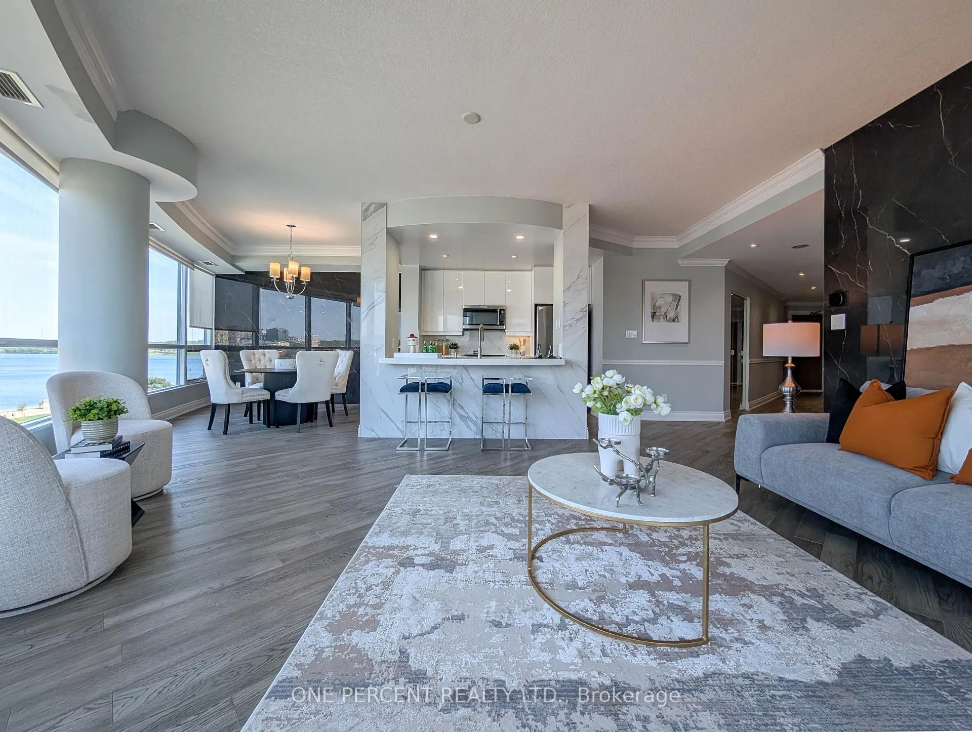 Photo 8 of Unit 604, 33 Ellen Street, Barrie, Lakeshore — HOMEH
