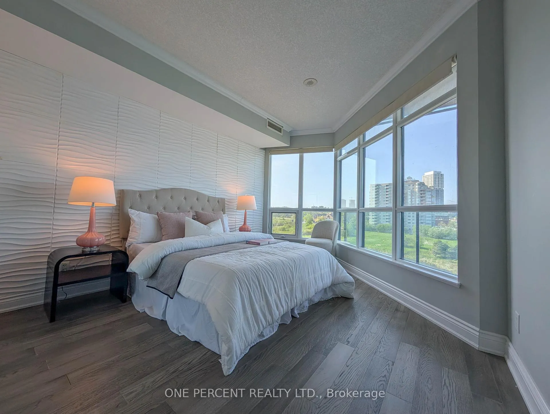 Photo 24 of Unit 604, 33 Ellen Street, Barrie, Lakeshore — HOMEH