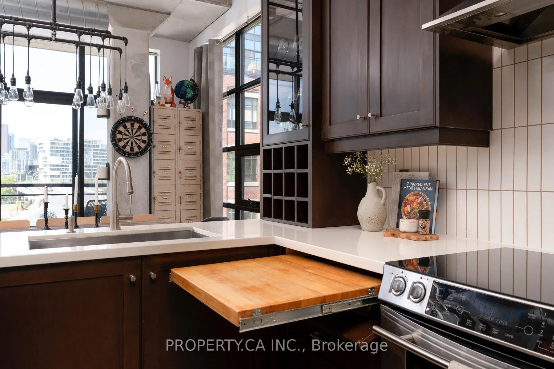 Photo 5 of Unit 422, 68 Broadview Avenue, Toronto, South Riverdale — HOMEH