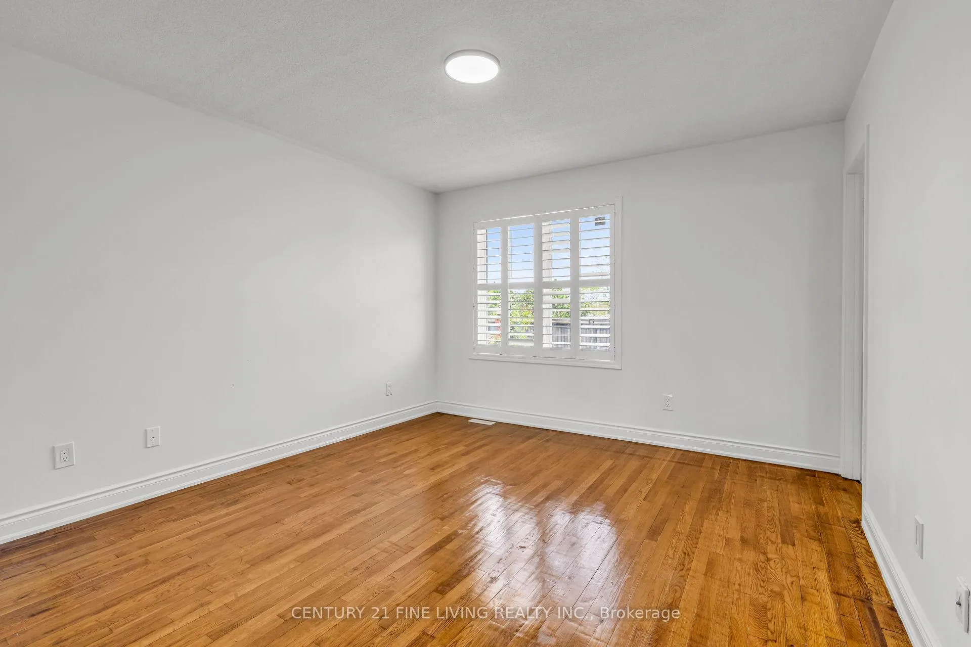 Photo 17 of 66 Secord Crescent, Brampton, Fletcher's Meadow — HOMEH