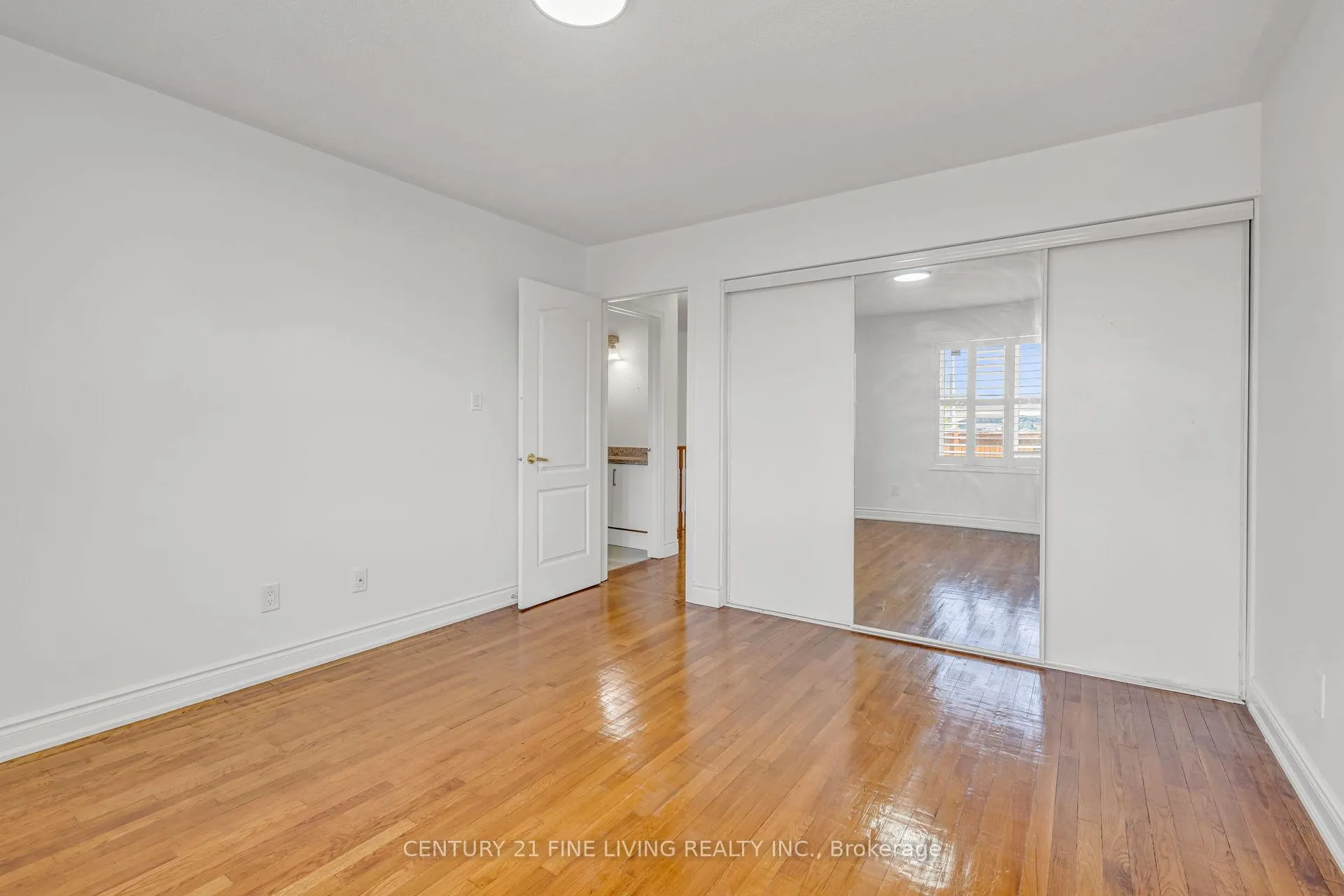 Photo 19 of 66 Secord Crescent, Brampton, Fletcher's Meadow — HOMEH