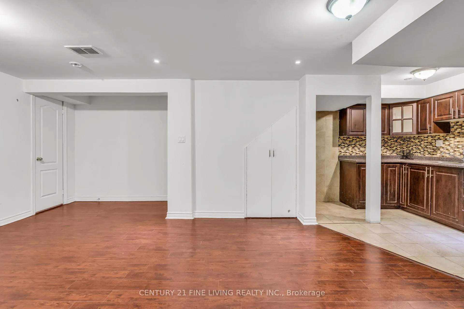 Photo 31 of 66 Secord Crescent, Brampton, Fletcher's Meadow — HOMEH