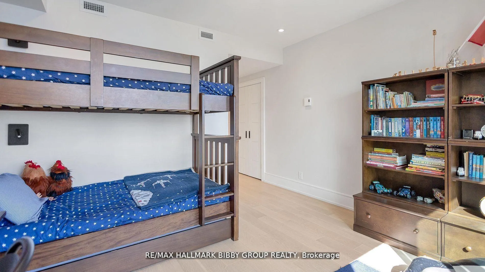 Photo 26 of Unit 613, 99 Harbour Square, Toronto, Waterfront Communities — HOMEH