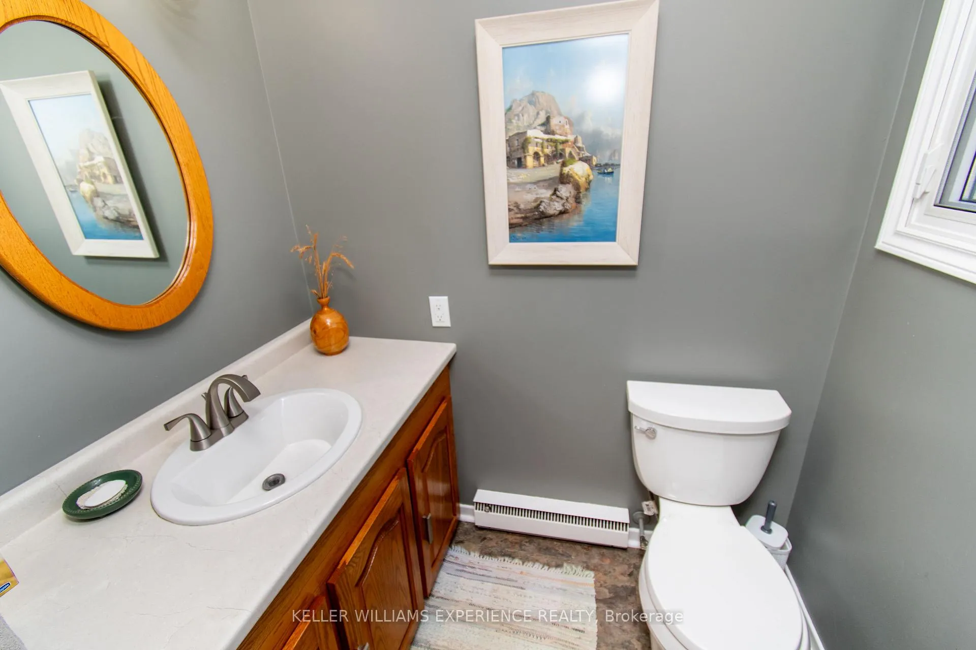 Photo 15 of 58 Varden Crescent, Barrie, Codrington — HOMEH