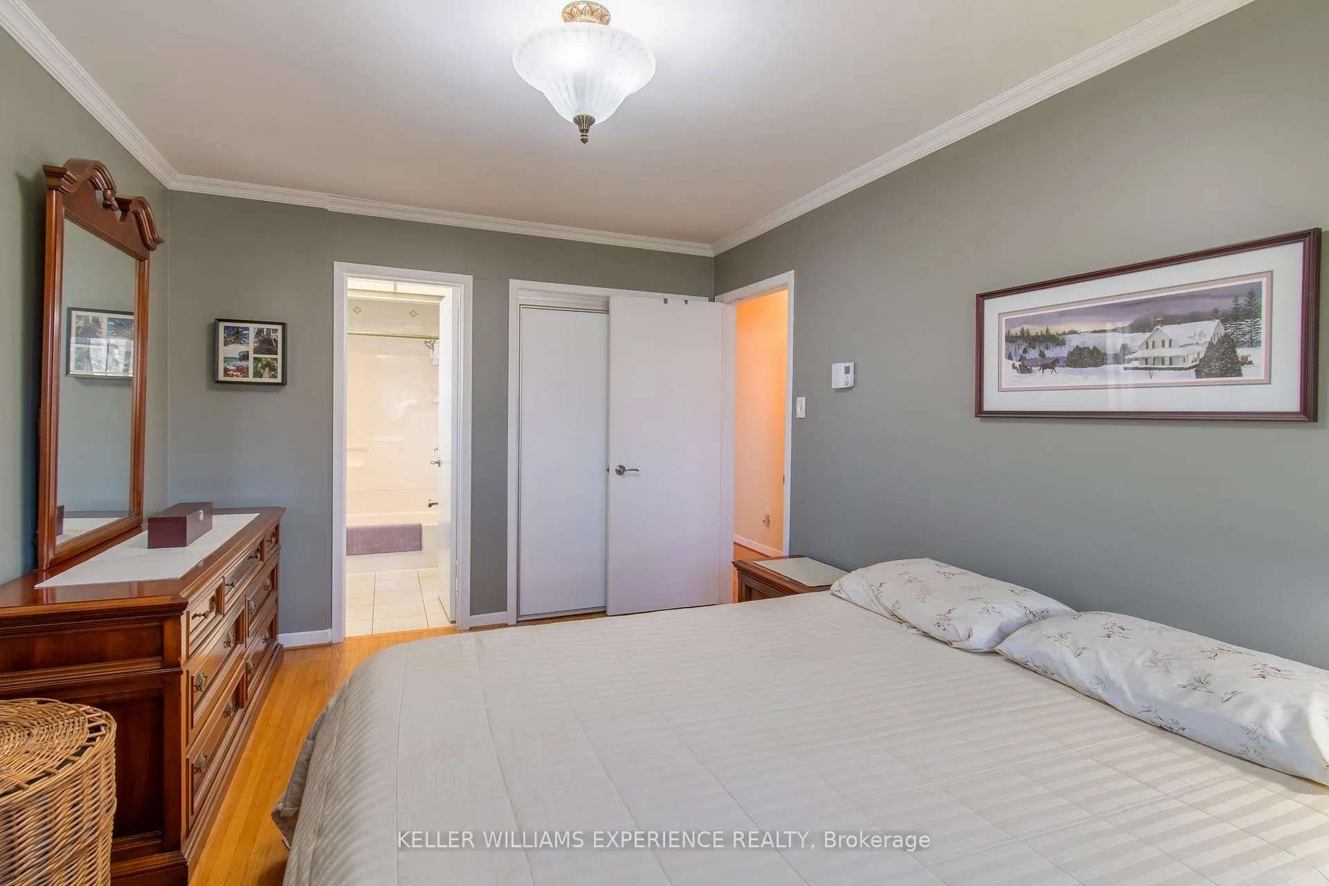 Photo 19 of 58 Varden Crescent, Barrie, Codrington — HOMEH