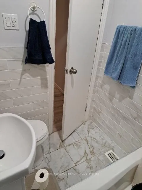 Photo 8 of 109 Catherine Street, Quinte West, Trenton Ward — HOMEH