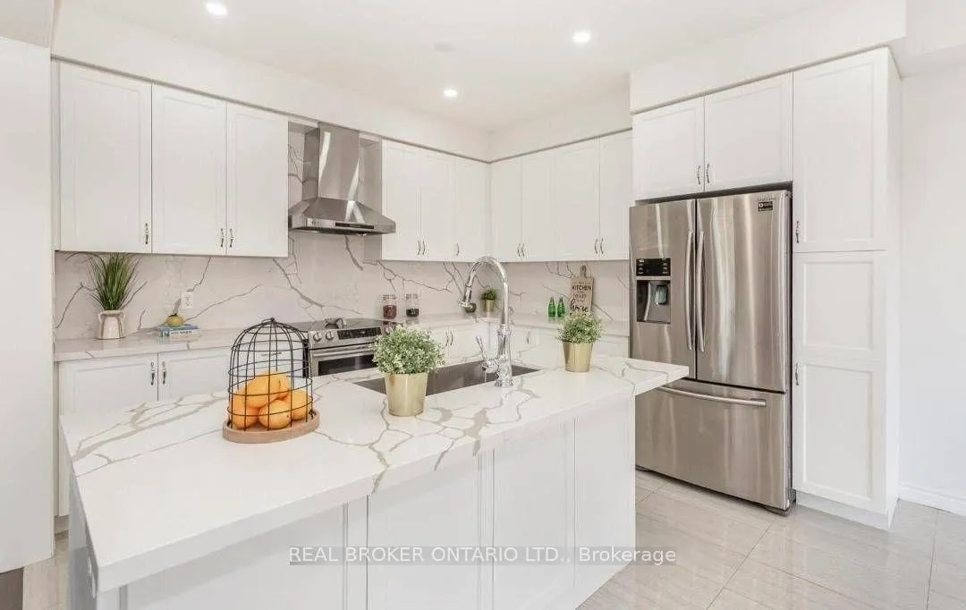 Photo 2 of 197 Etheridge Avenue, Milton, Ford — HOMEH