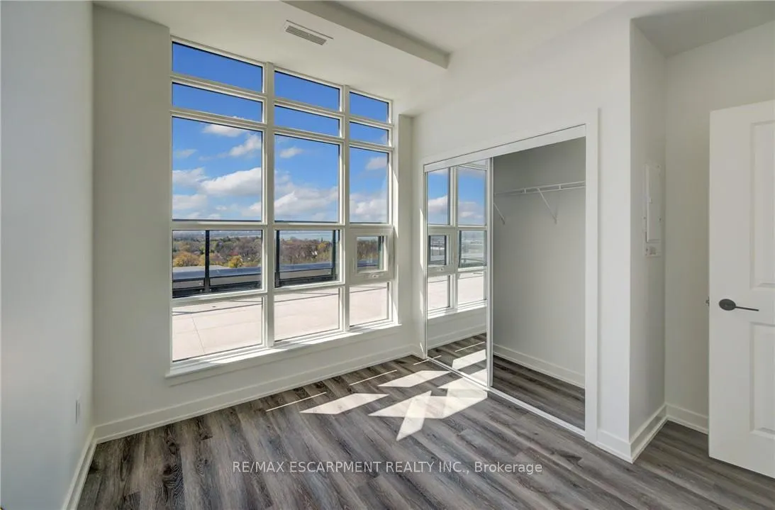 Photo 11 of Unit P1203, 461 Green Road, Hamilton, Lakeshore — HOMEH