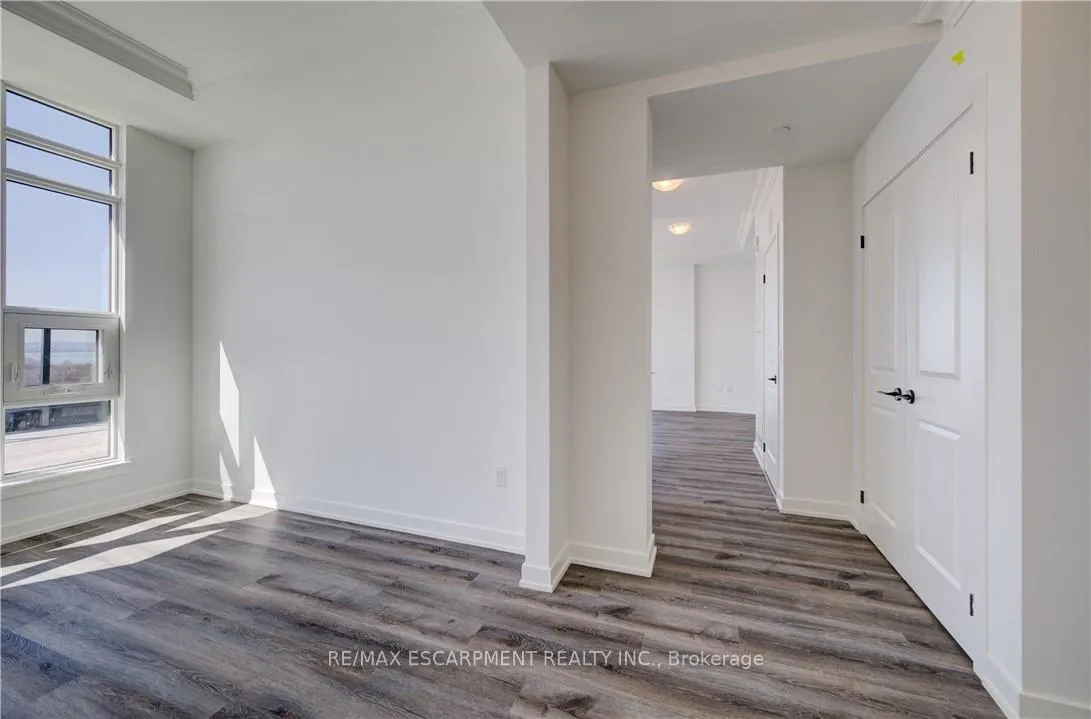Photo 12 of Unit P1203, 461 Green Road, Hamilton, Lakeshore — HOMEH