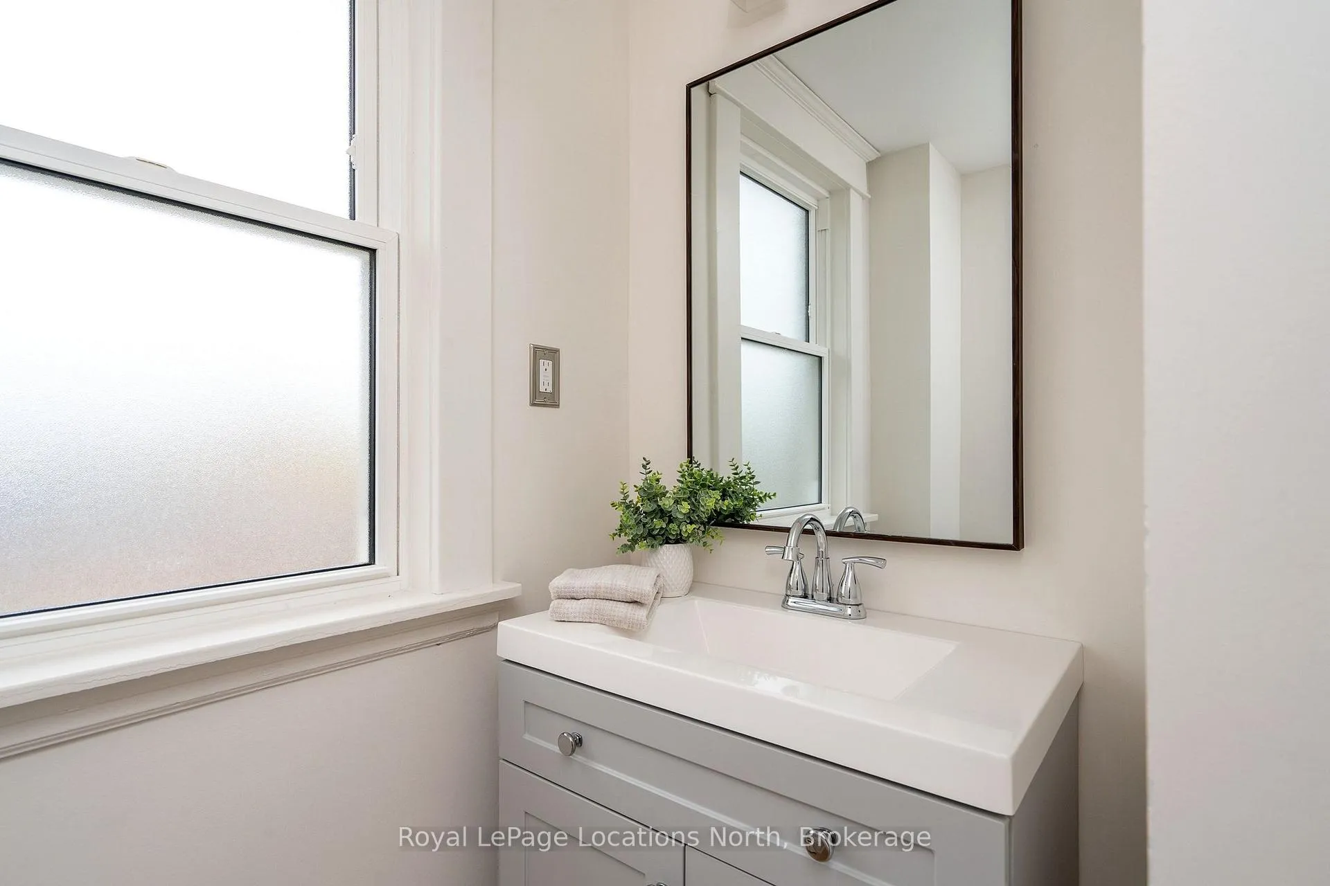 Photo 17 of 119 Napier Street, Collingwood — HOMEH