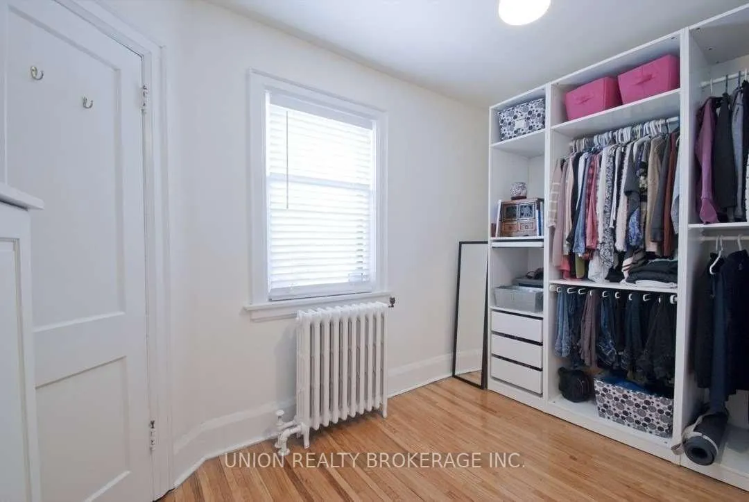 Photo 14 of Unit Upper, 58 Scarboro Beach Boulevard, Toronto, The Beaches — HOMEH