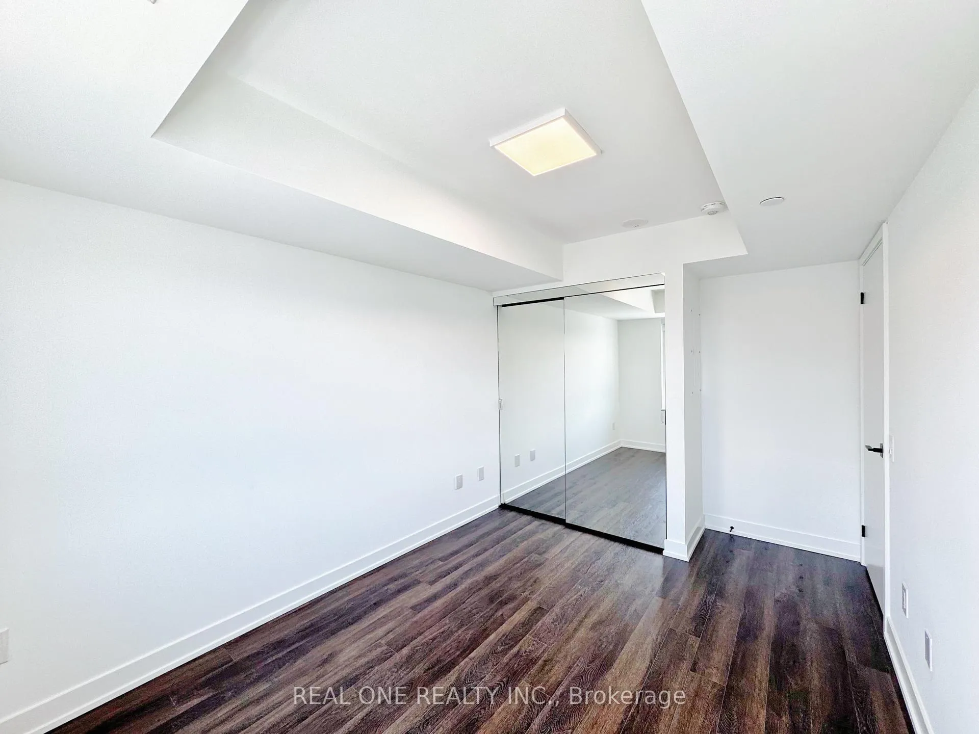 Photo 10 of Unit 2410, 609 Sherbourne Street, Toronto, North St. James Town — HOMEH