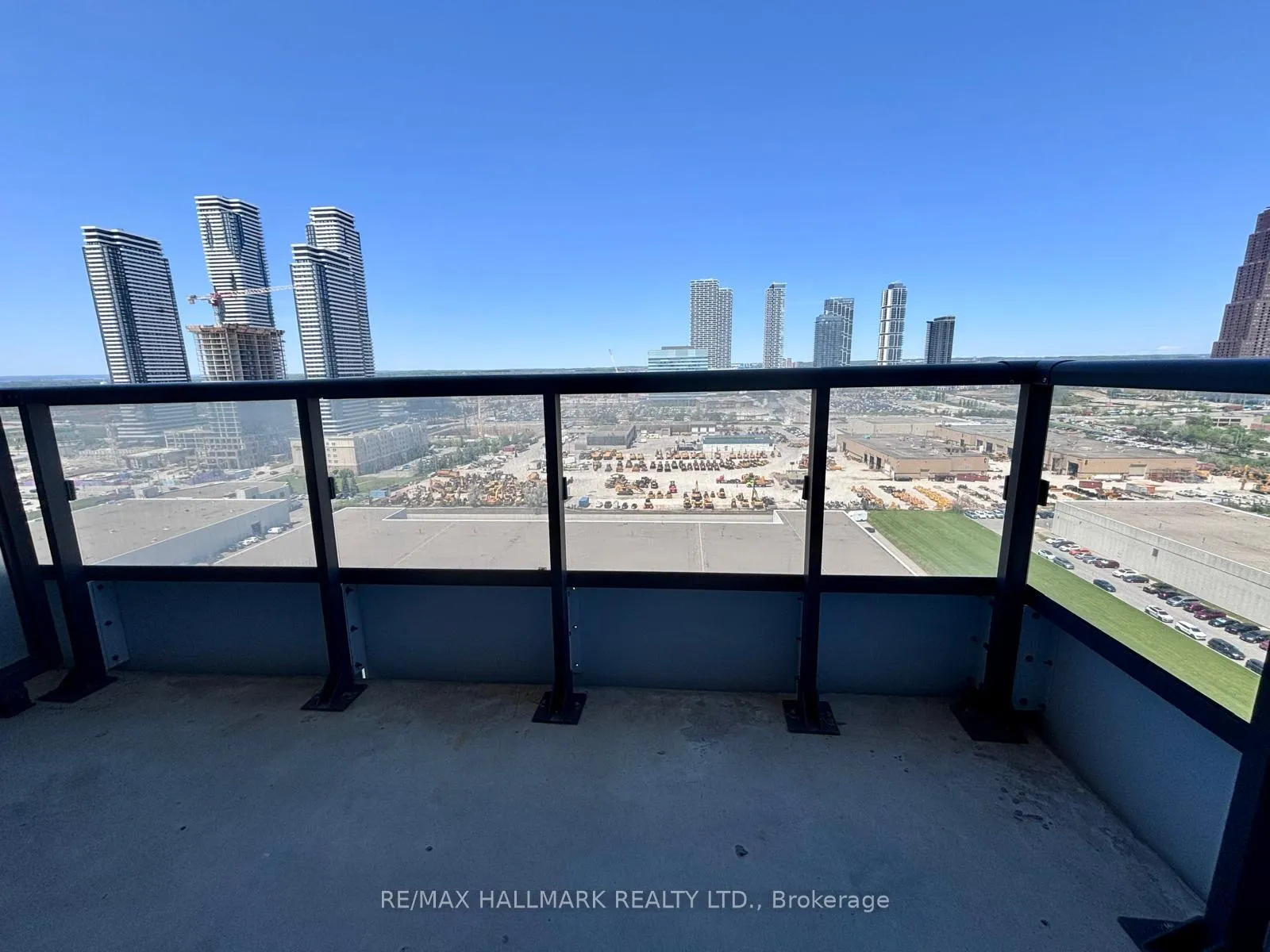 Photo 18 of Unit 1910, 38 Honeycrisp Crescent, Vaughan, Vaughan Corporate Centre — HOMEH
