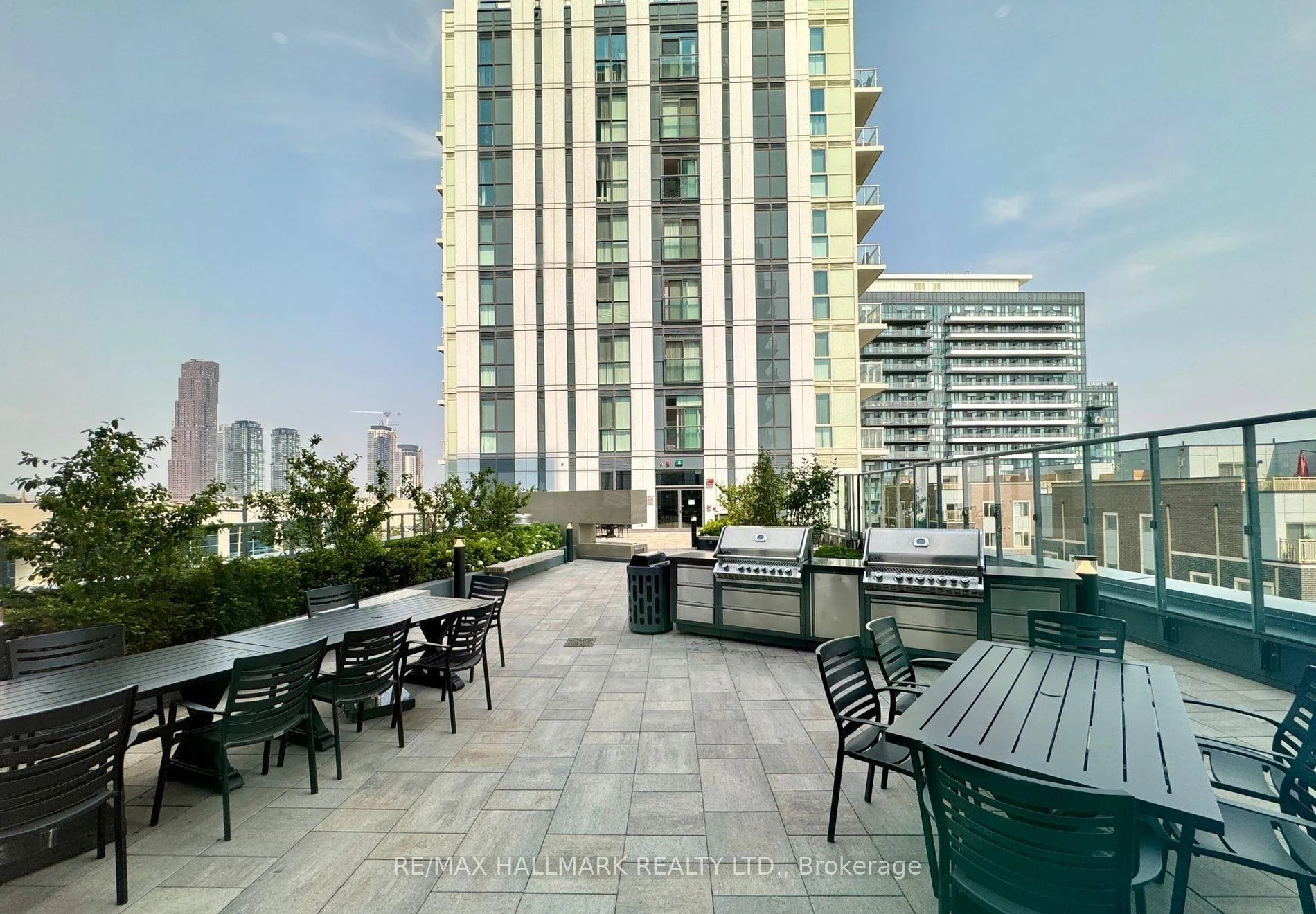 Photo 26 of Unit 1910, 38 Honeycrisp Crescent, Vaughan, Vaughan Corporate Centre — HOMEH