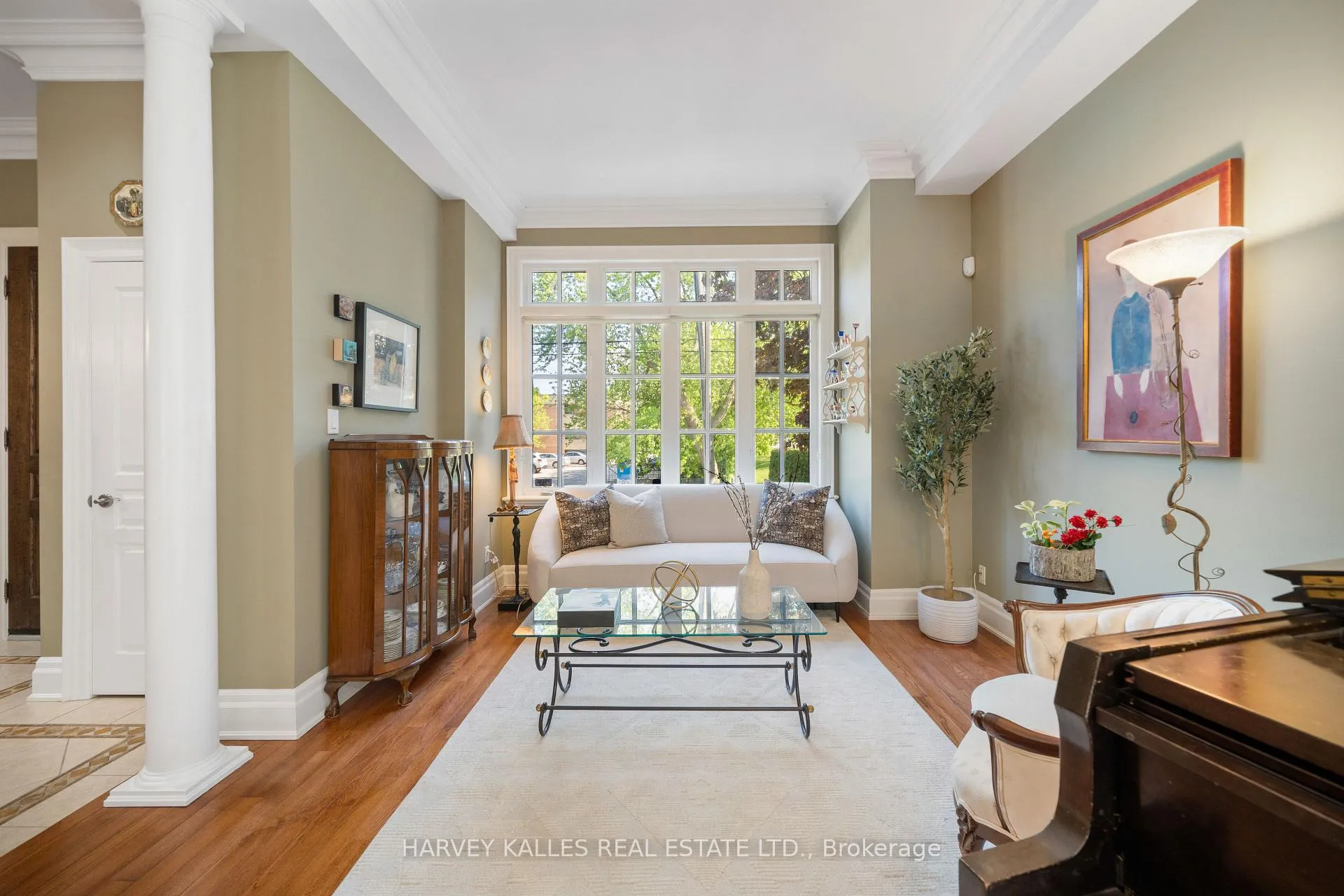 Photo 9 of 466 Glengarry Avenue, Toronto, Bedford Park-Nortown — HOMEH