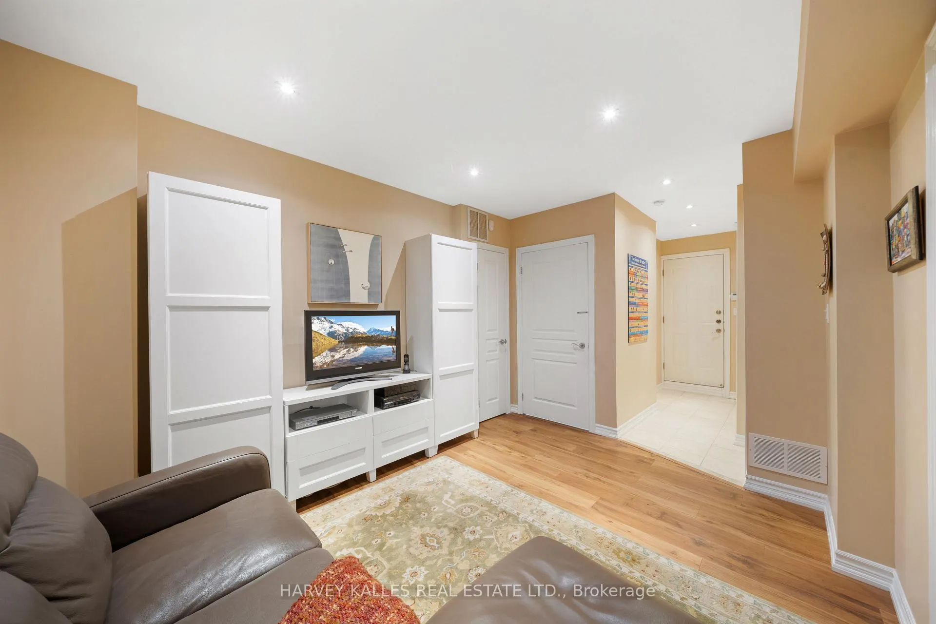 Photo 31 of 466 Glengarry Avenue, Toronto, Bedford Park-Nortown — HOMEH