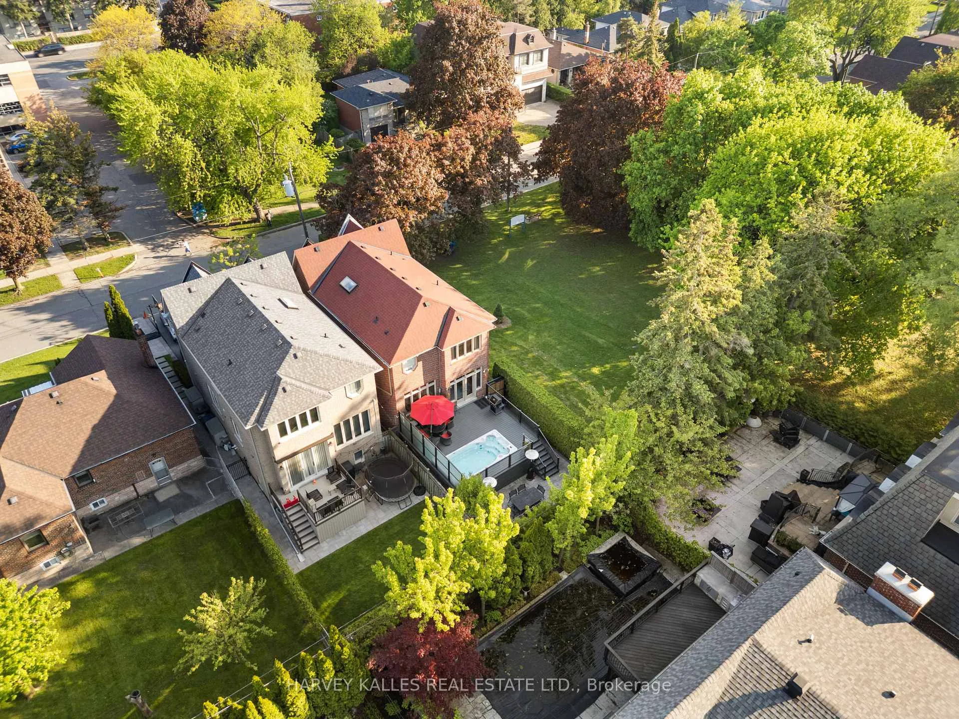 Photo 38 of 466 Glengarry Avenue, Toronto, Bedford Park-Nortown — HOMEH