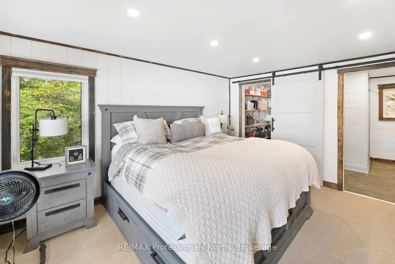 Photo 15 of 1025 Huckleberry Lane, Markham, Bayview Glen — HOMEH