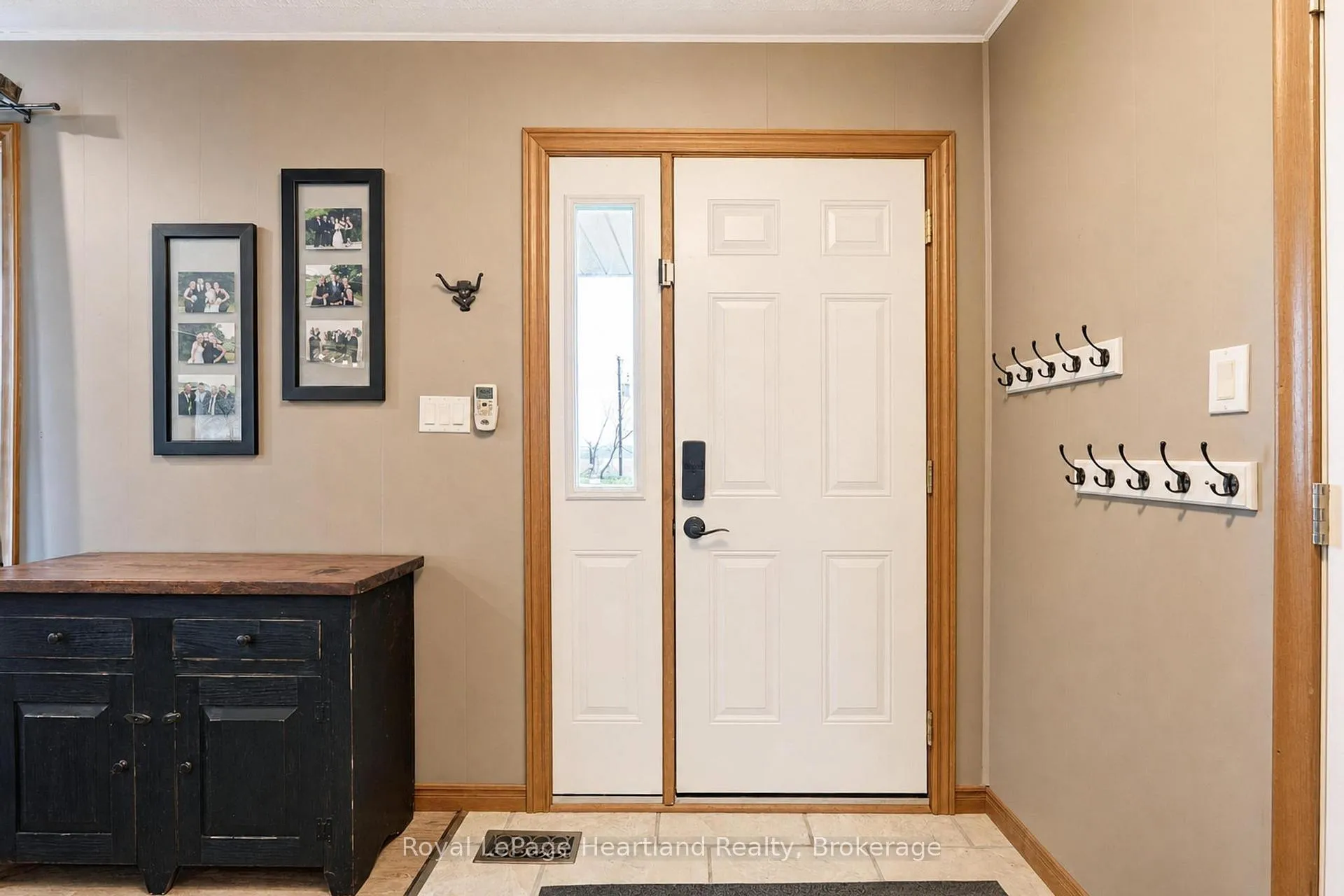 Photo 2 of 77292 London Road, Huron East, Tuckersmith — HOMEH