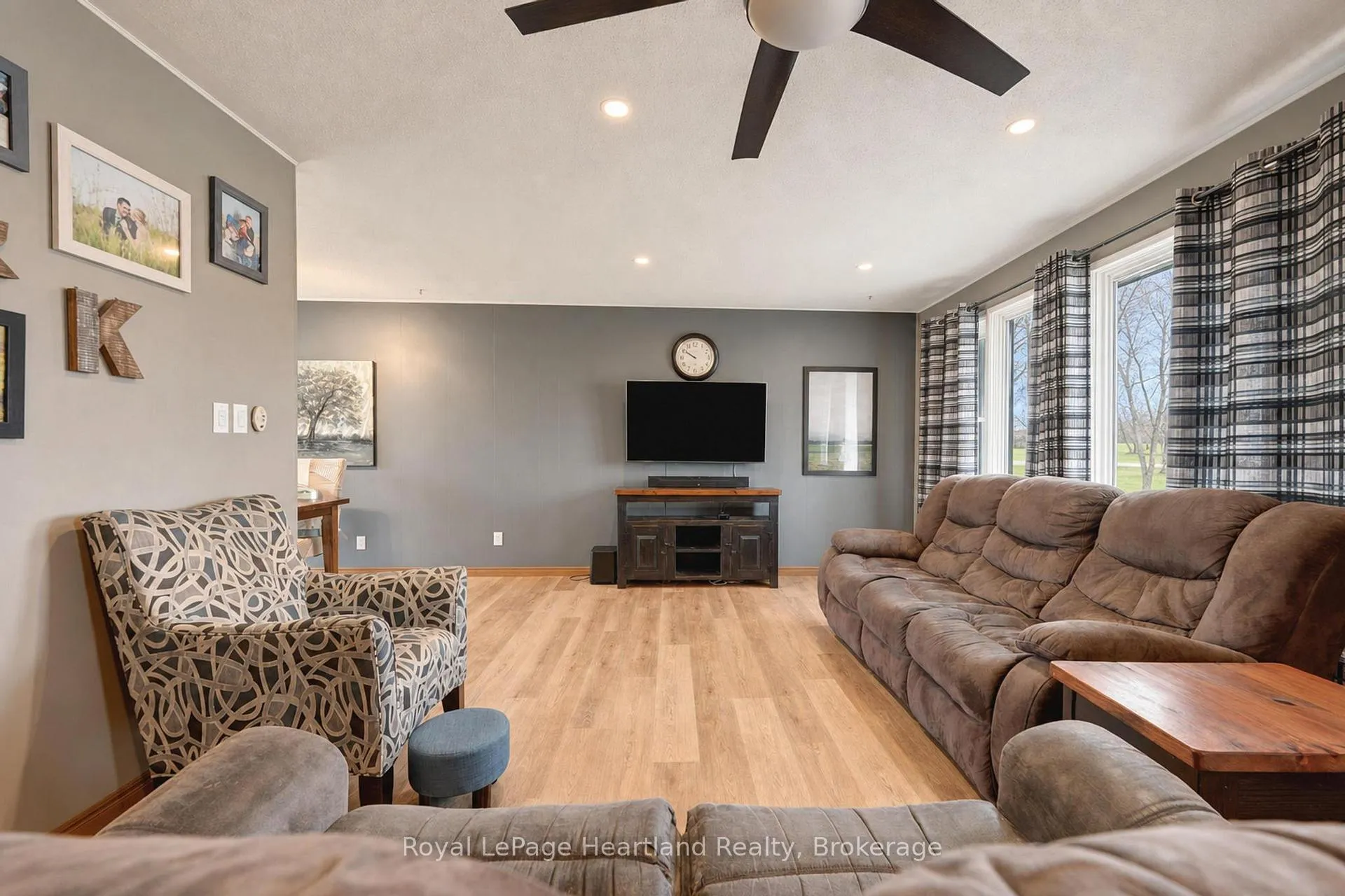 Photo 4 of 77292 London Road, Huron East, Tuckersmith — HOMEH