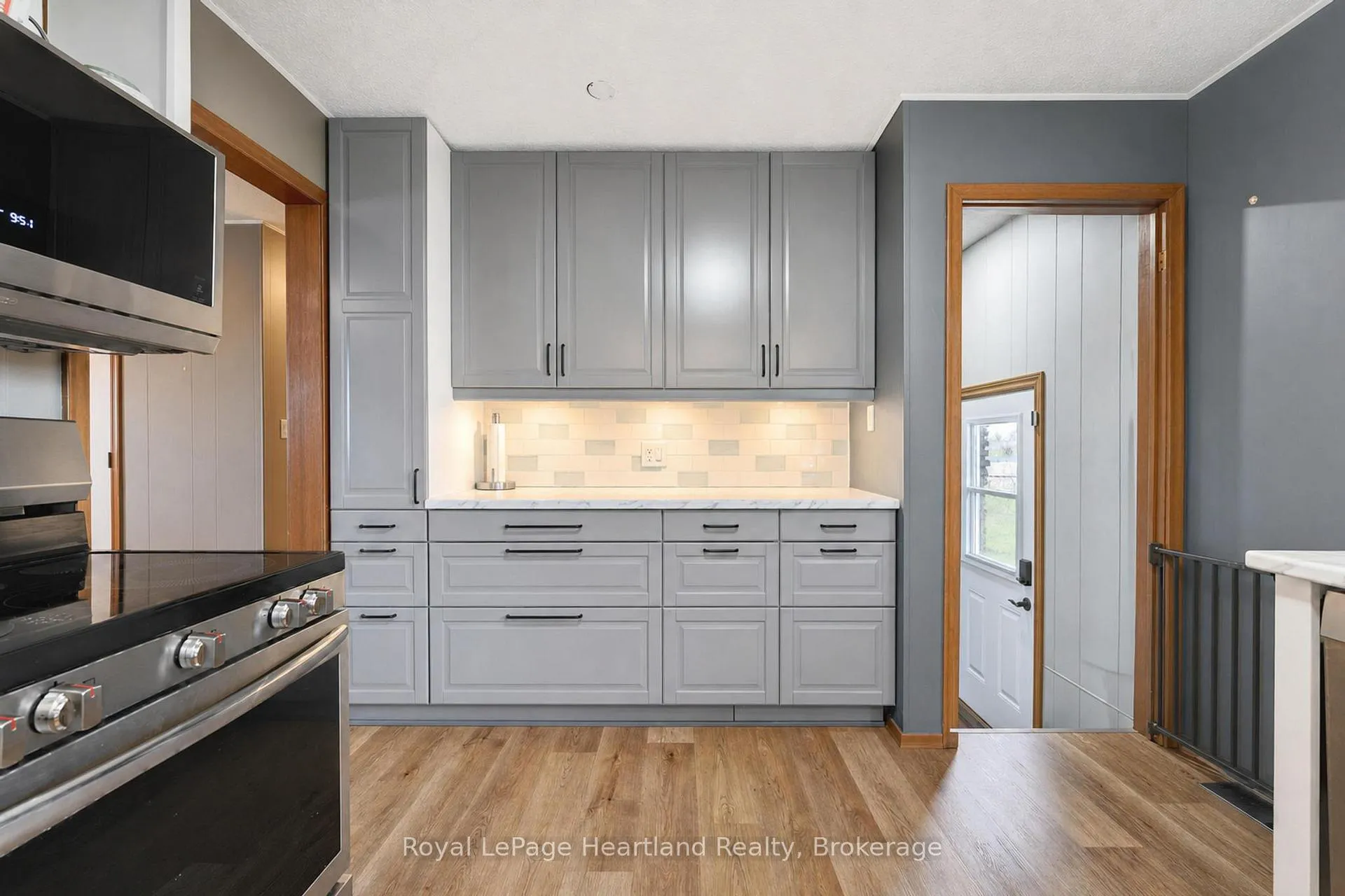 Photo 10 of 77292 London Road, Huron East, Tuckersmith — HOMEH