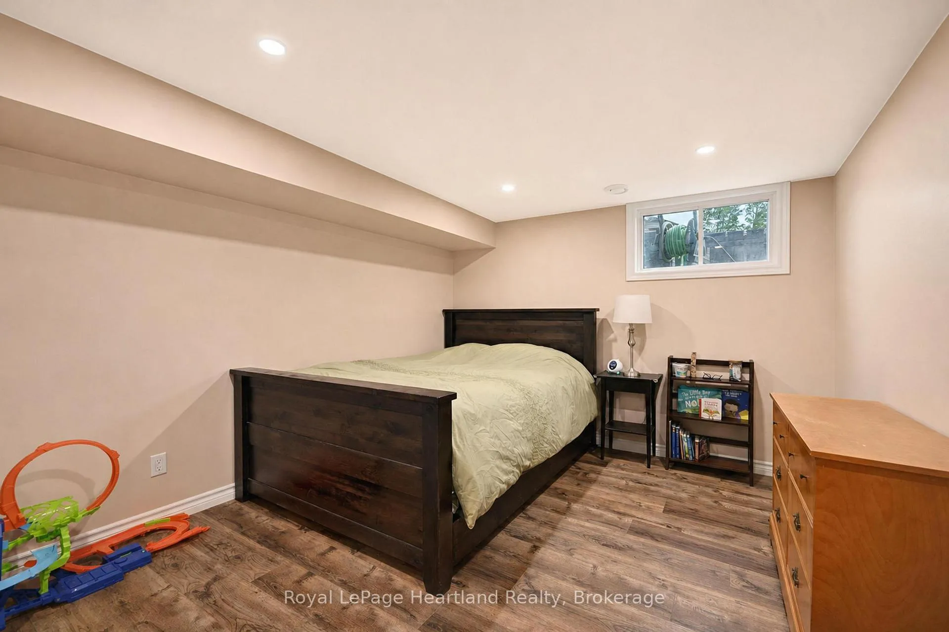 Photo 25 of 77292 London Road, Huron East, Tuckersmith — HOMEH