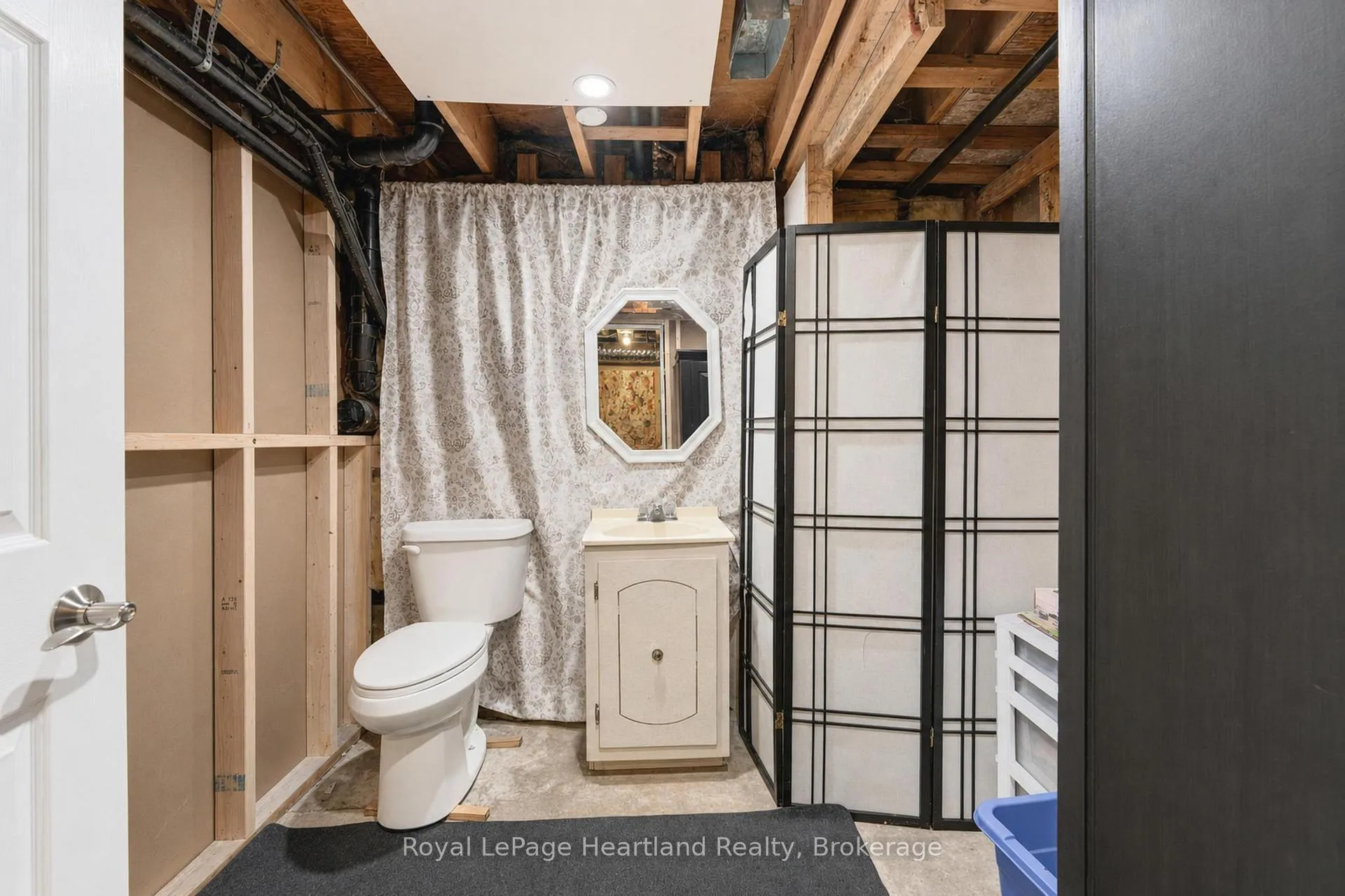 Photo 27 of 77292 London Road, Huron East, Tuckersmith — HOMEH