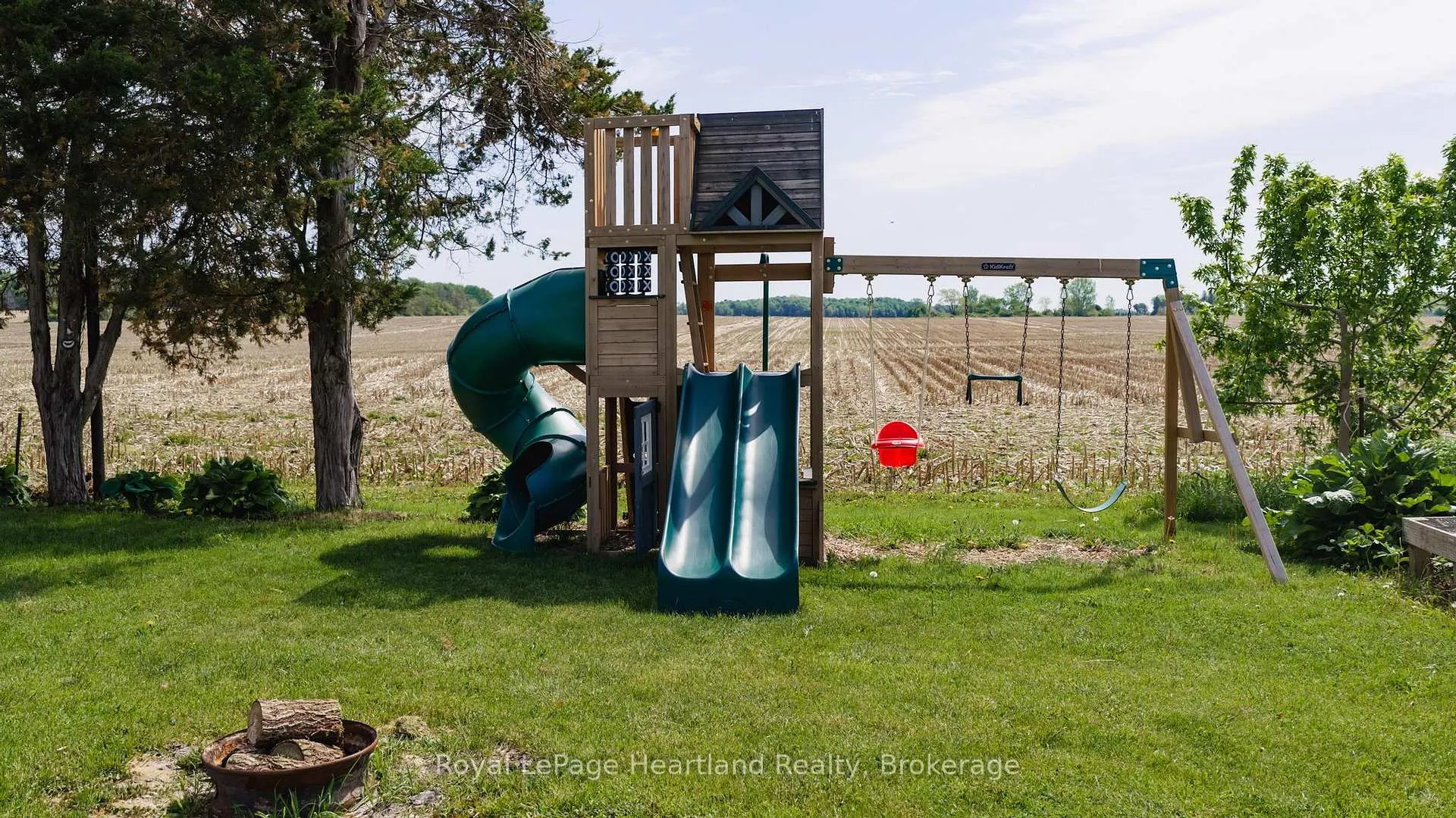 Photo 32 of 77292 London Road, Huron East, Tuckersmith — HOMEH